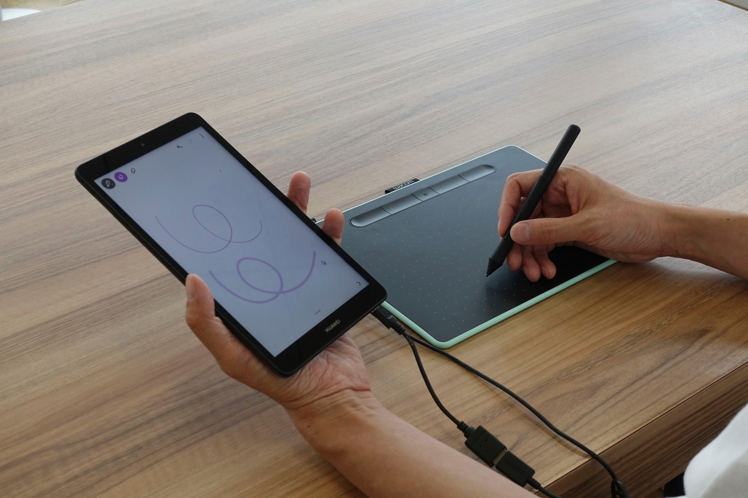 Wacom Grafiktablett »Intuos S Bluetooth Black«,)