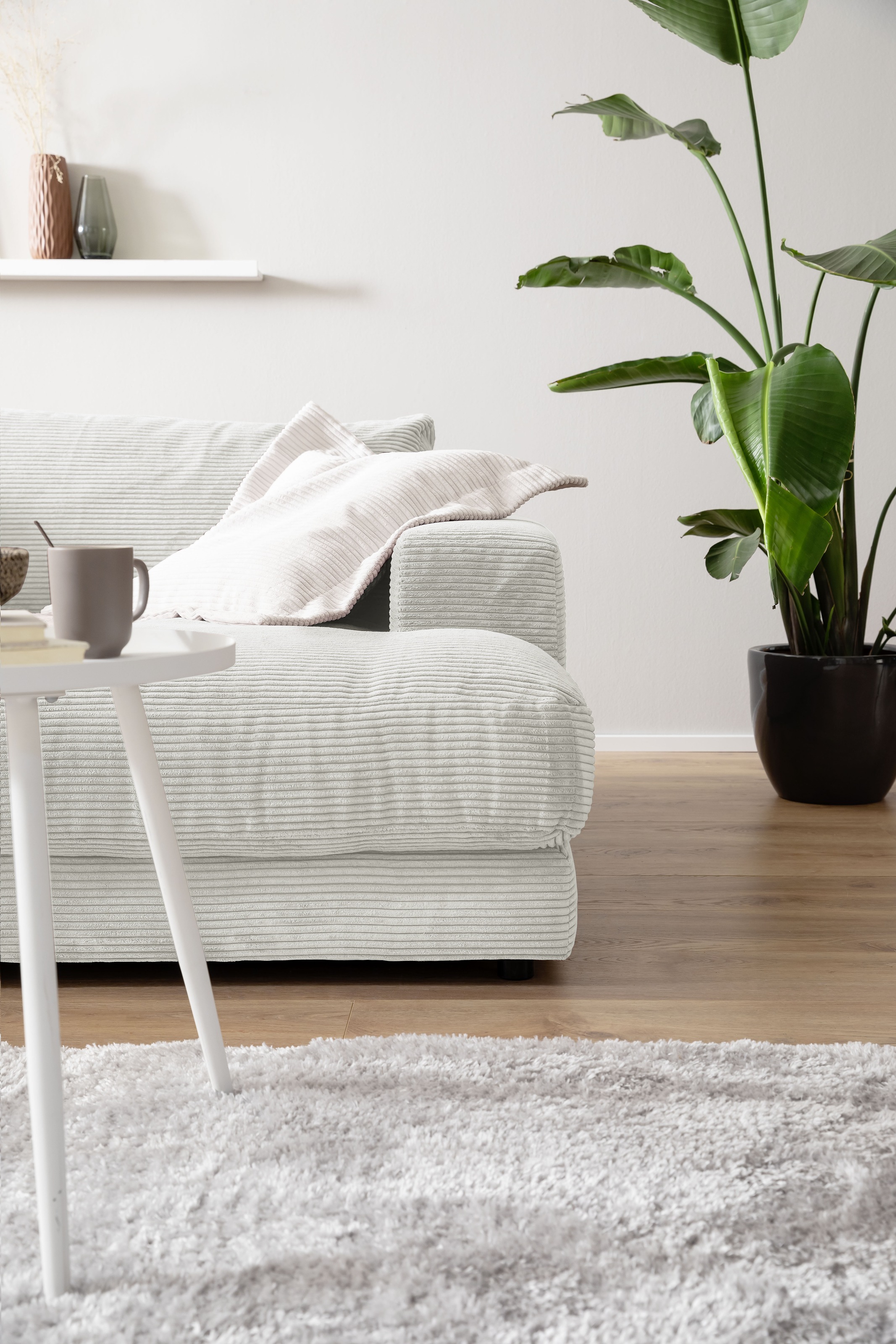 Places of Style Loungesofa »Enisa, B/T/H: 290/170/85 cm«, Zeitloses und stylisches Loungemöbel, Mega-Sofa, Big-Sofa XXL