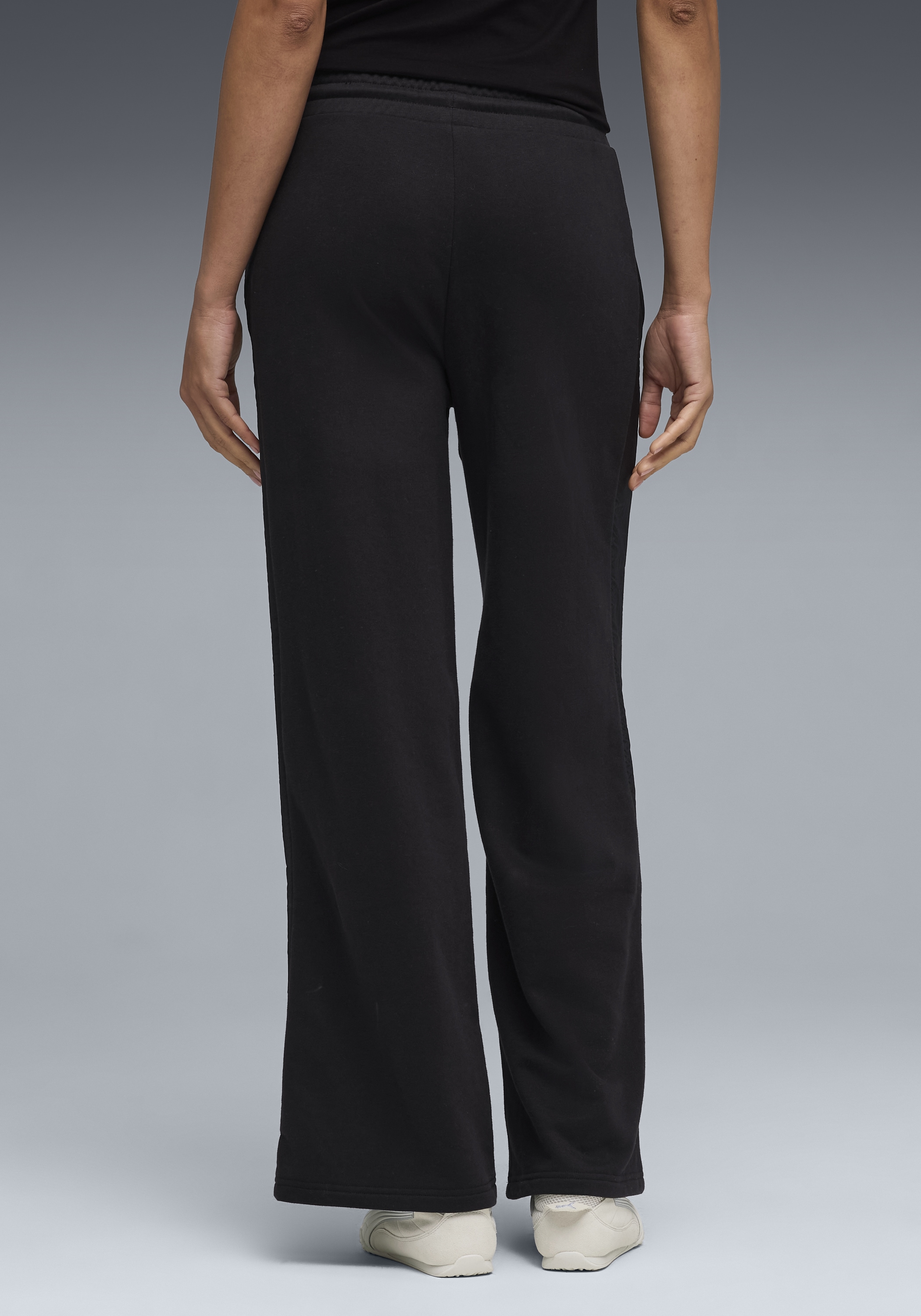 PUMA Trainingshose »HER COMFORT HIGH-WAIST WIDE LEG PANTS TR«  hoher Bund, weites Bein, mit Eingrifftaschen, sportlicher Stil