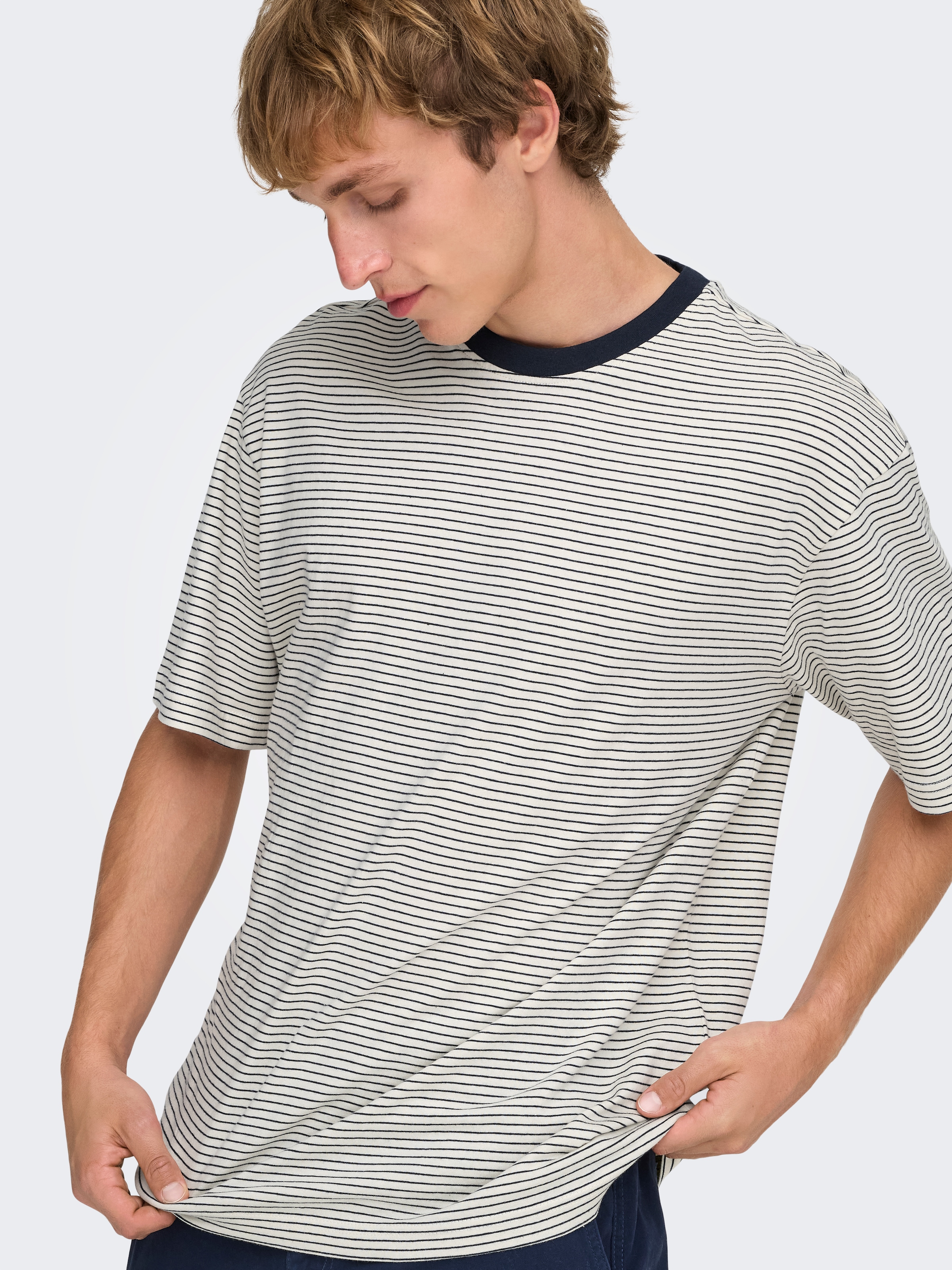ONLY & SONS Rundhalsshirt »ONSFRED LIFE RLX SS STRIPE TEE NOOS«