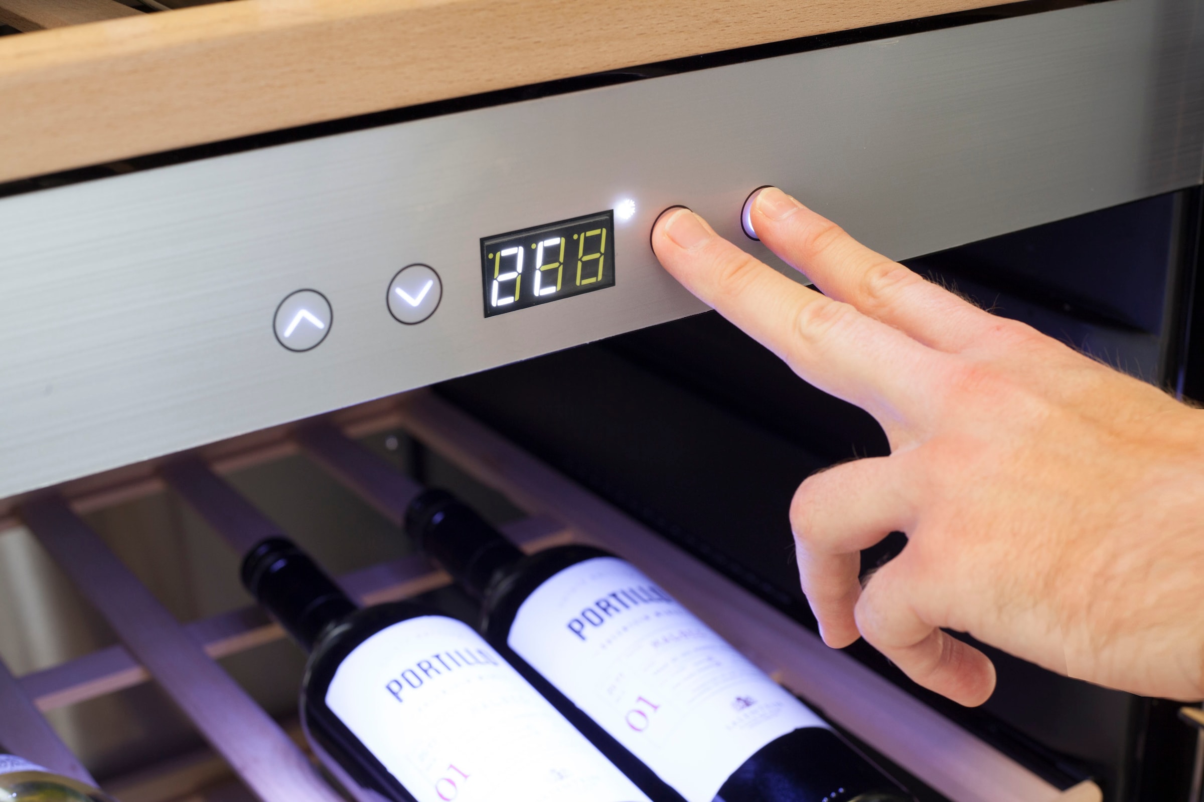 Caso Weinkühlschrank »WineComfort 380 Smart«