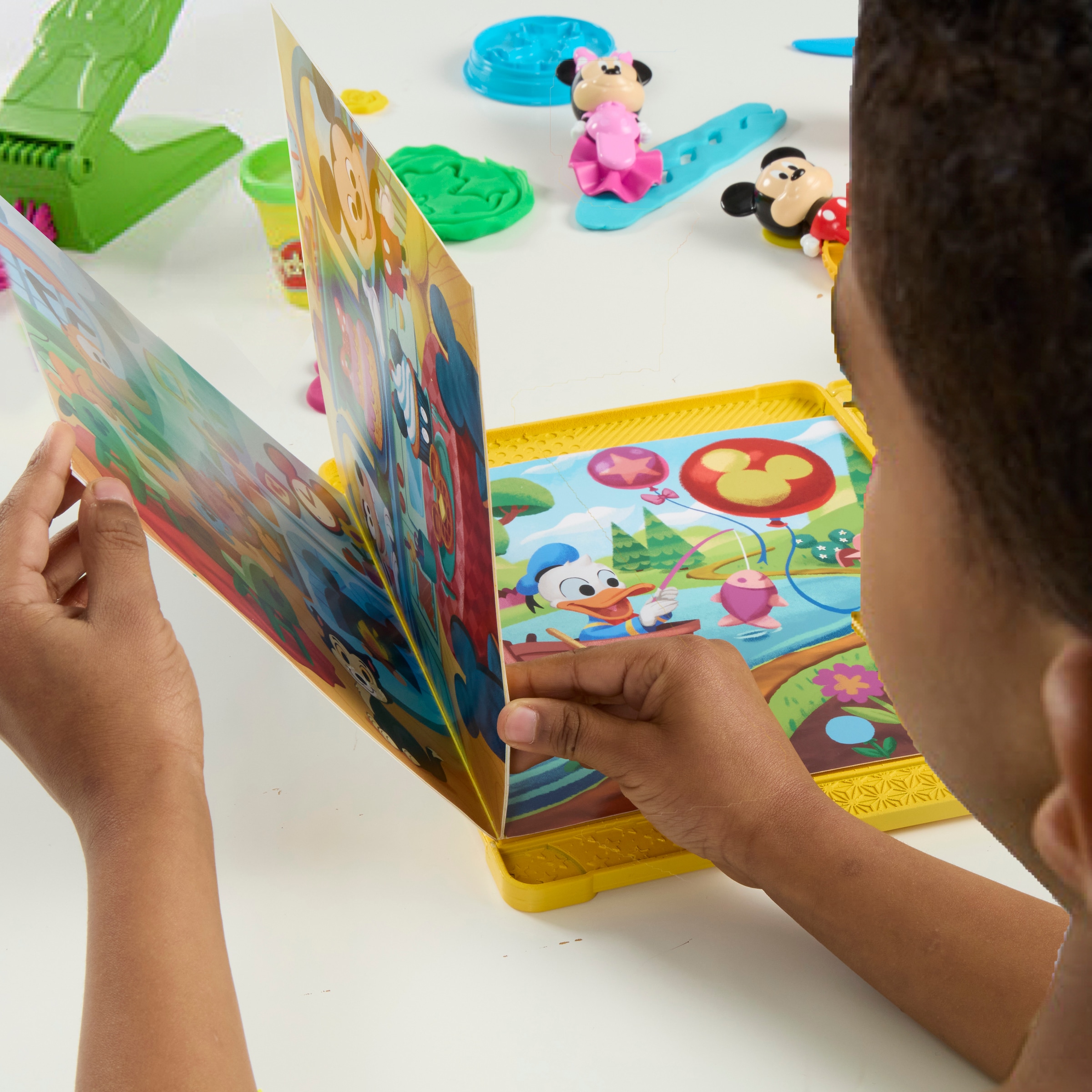 Hasbro Knetform-Set »Play-Doh Disney Junior Knet-Bilderbuch«