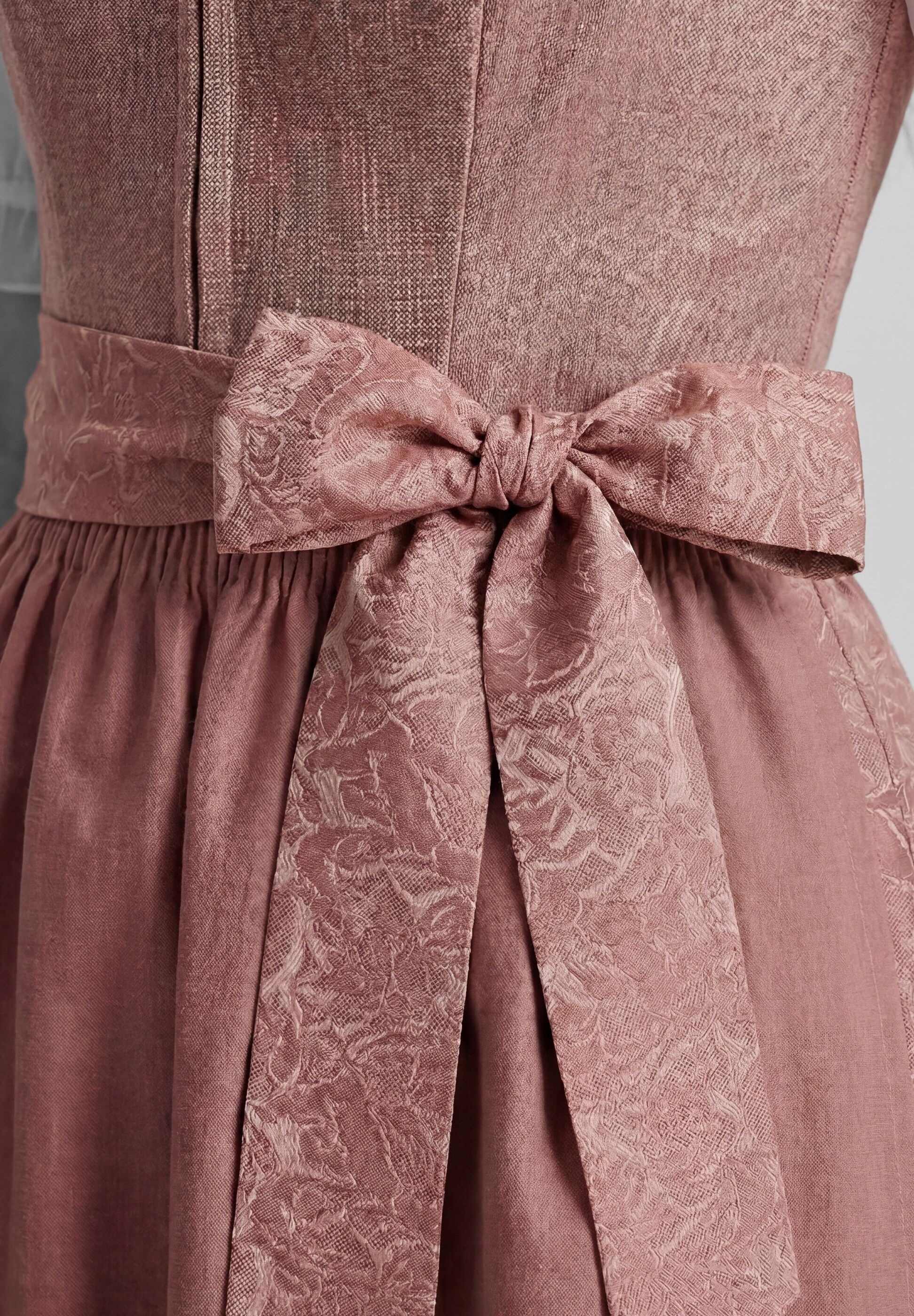 Spieth & Wensky Dirndl »Spieth & Wensky Dirndl Karissa« mit eleganter Schürze