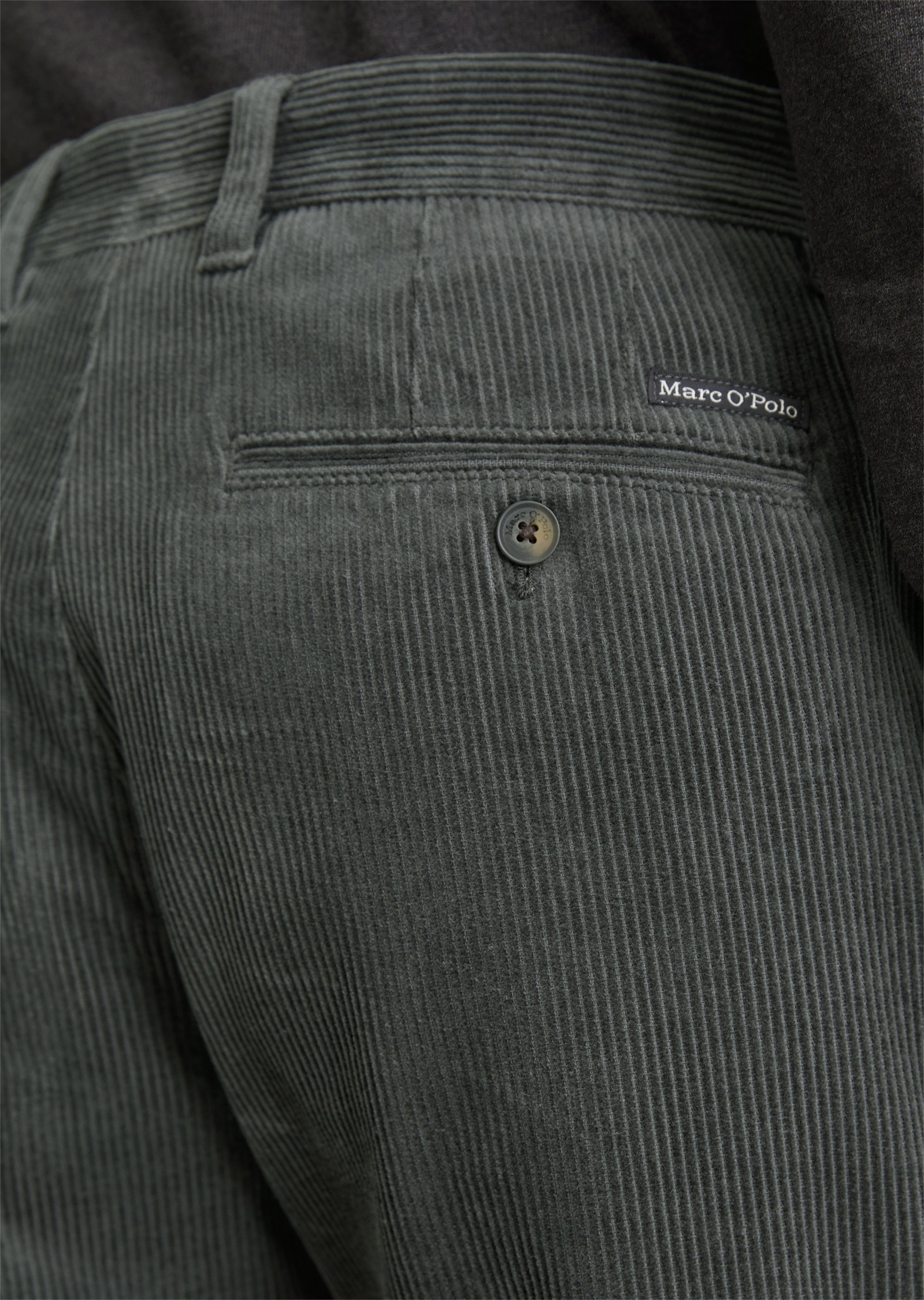 Marc O'Polo Cordhose »Osby Pleats«  tapered fit, aus reiner Bio-Baumwolle