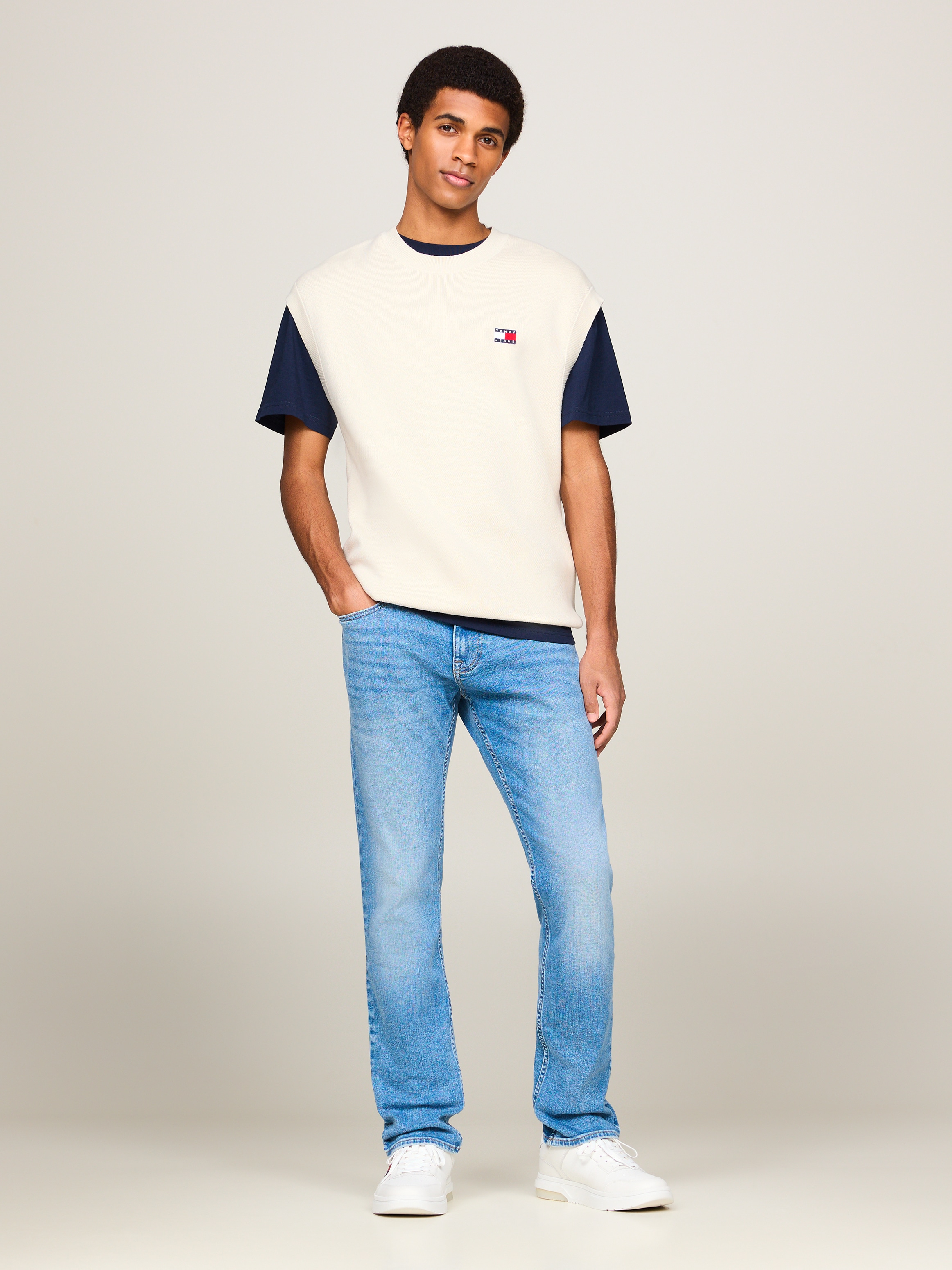 Tommy Jeans Slim-fit-Jeans »SCANTON SLIM«, mit Logoprägung