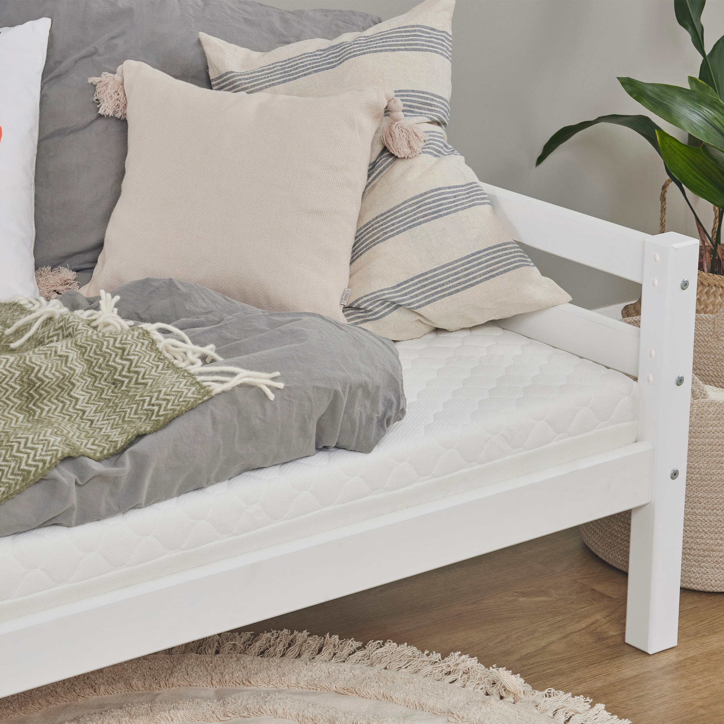 Hoppekids Daybett »Kinderbett ECO Dream, Einzelbett, Juniorbett 90x200« Bett,  Weiß, Grün, Blau, Rosa, Grau