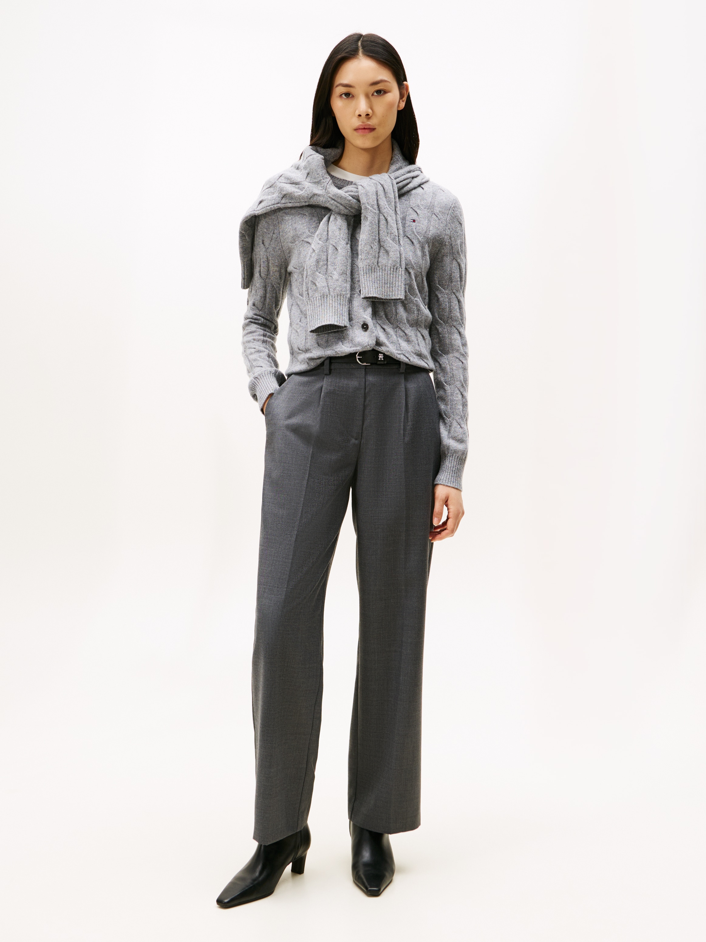 Tommy Hilfiger Strickjacke »SOFT WOOL CABLE C-NK LS CARDIGAN« mit Zopfmuster, aus reiner Wolle