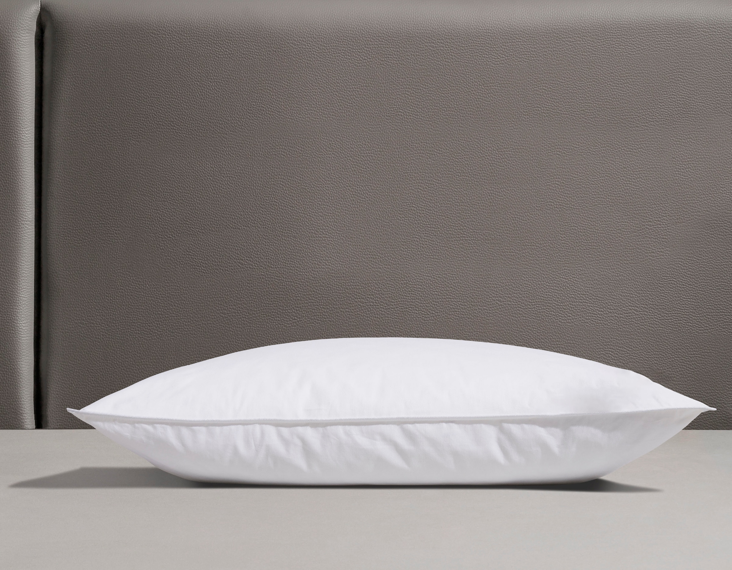 OTTO home Federkopfkissen »Köniz, Kopkissen 40x80 cm, 80x80 cm« Füllung: 85% Federn, 15% Daunen 1 Stk. tlg. Kissen, Made in Germany, allergikerfreundlich, Made in Green