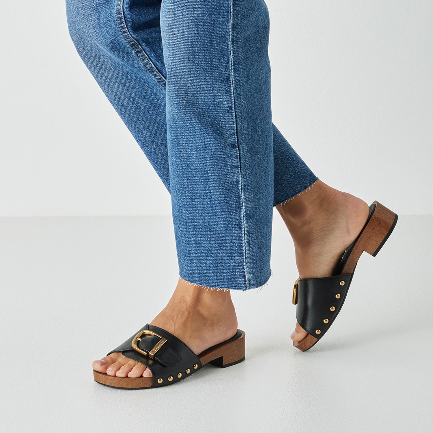 Tamaris Pantolette  Sommerschuh, Schlüpfschuh mit markanter Zierschnalle