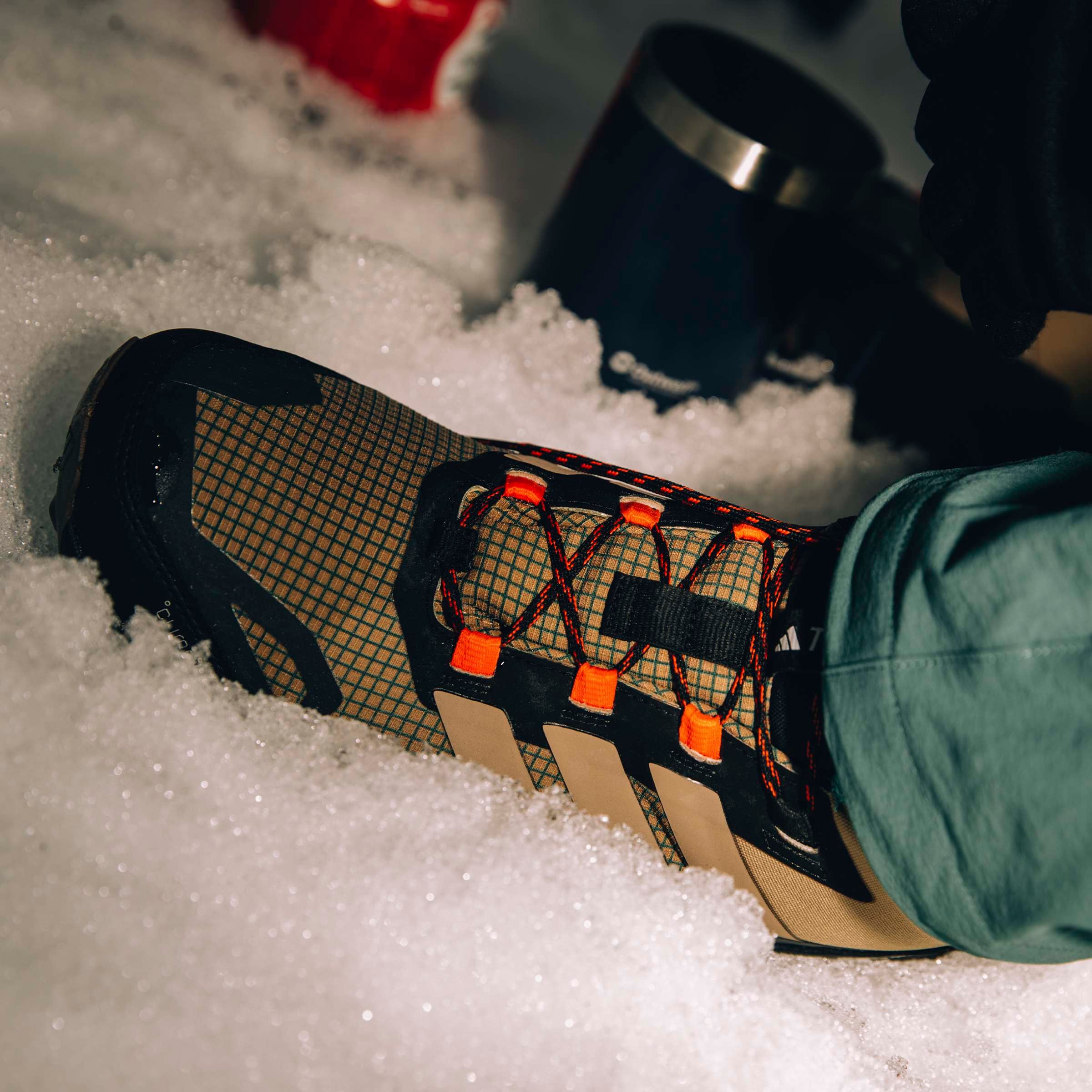 adidas TERREX Wanderschuh »TERREX SKYCHASER AX5 MID GORE-TEX CLIMAWARM+«  wasserdicht und wärmend