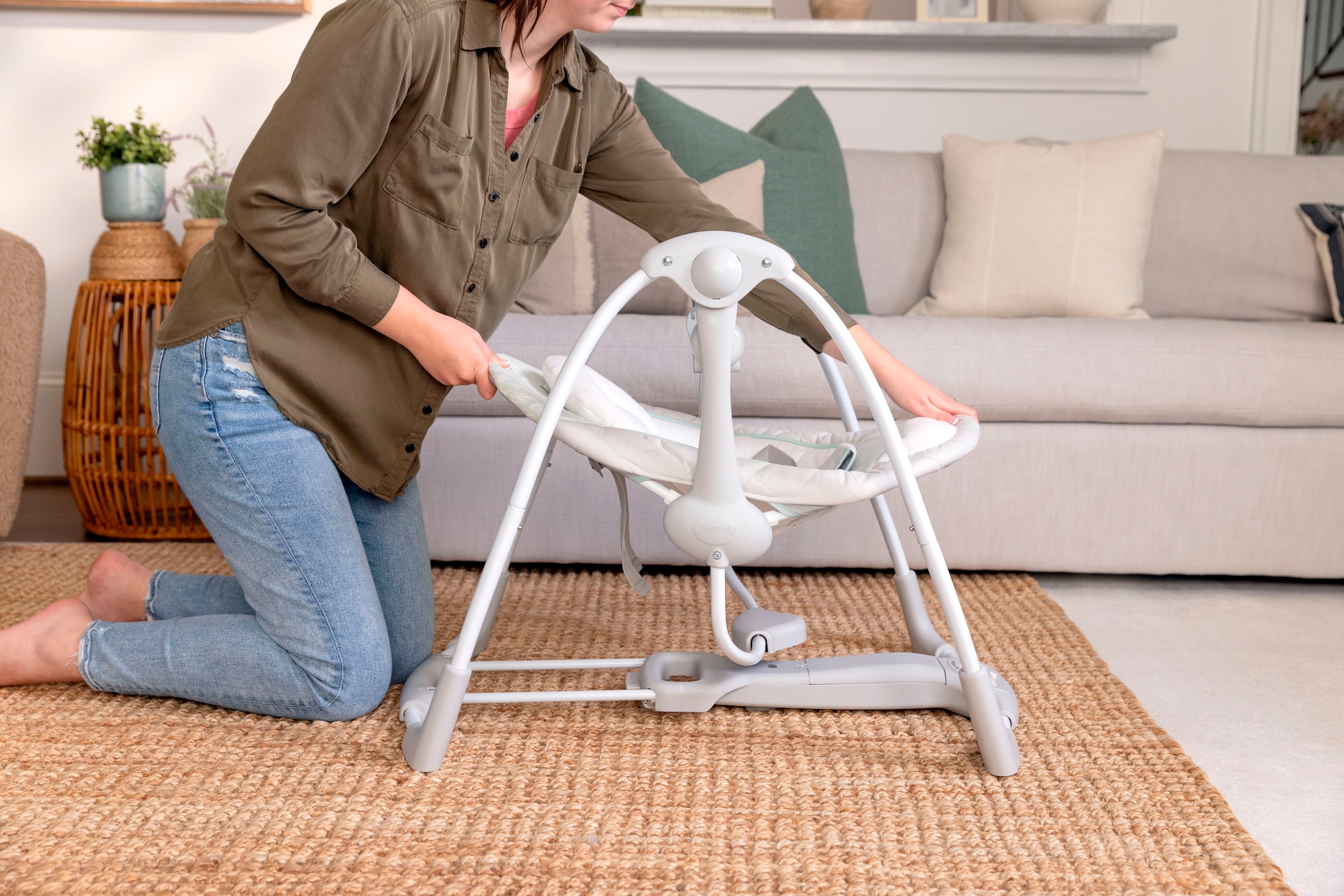ingenuity Babywippe »Cozy Spot Swing 'n Go Portable Swing« bis 9 kg mit Sound-Effekt