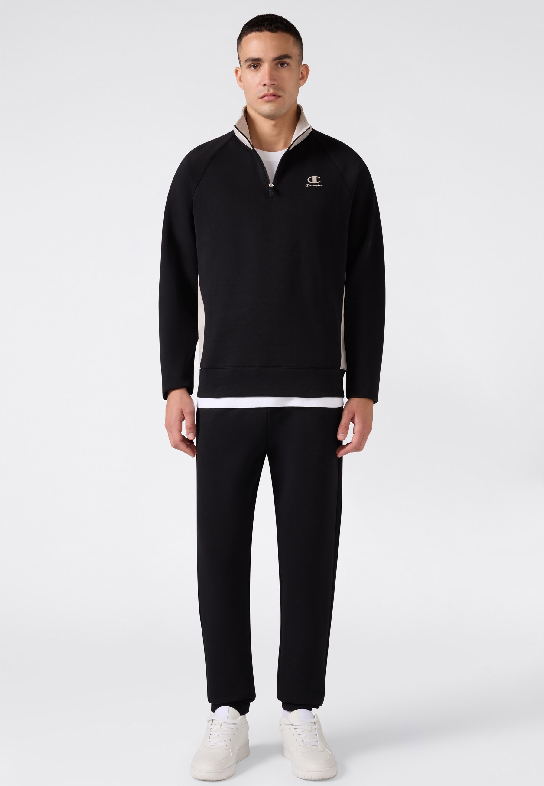 Champion Sweatshirt , aus Baumwolle und Polyester, in mehreren Größen erhältlich
