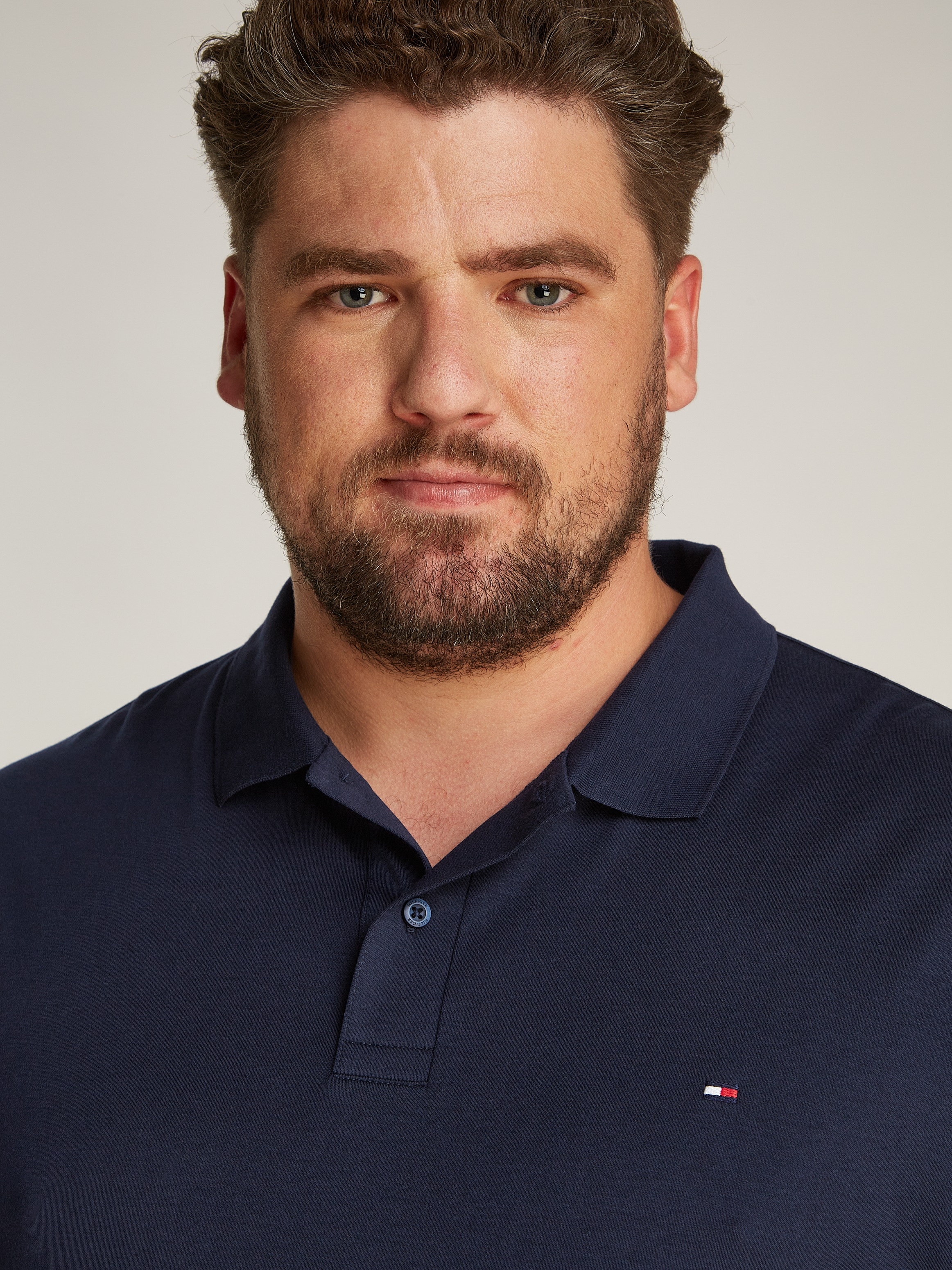 Tommy Hilfiger Big & Tall Poloshirt »BT-LIQUID COTTON ESSENTIAL POL-B«, in Großen Größen, Logostickerei