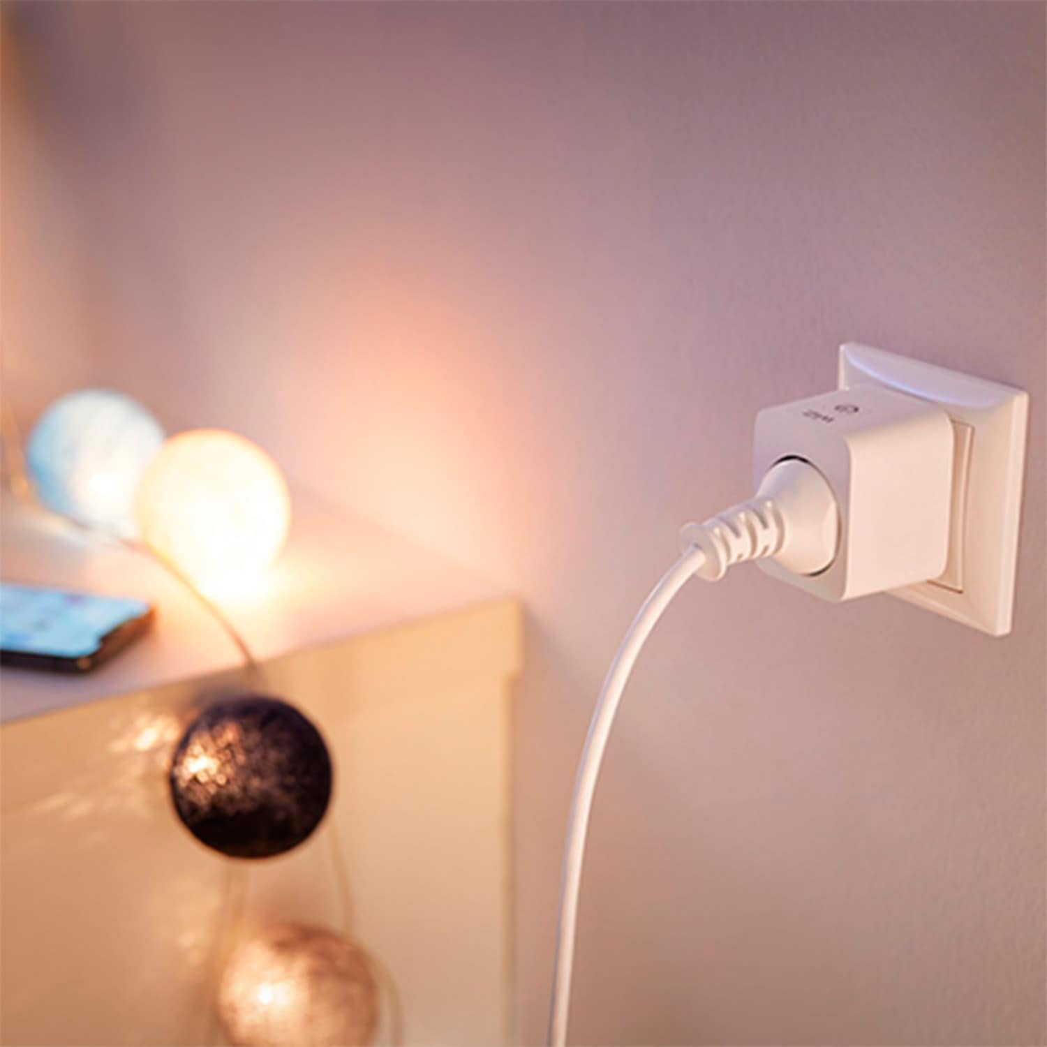 WiZ Steckdose »WiZ Smart Plug smarte Steckdose«