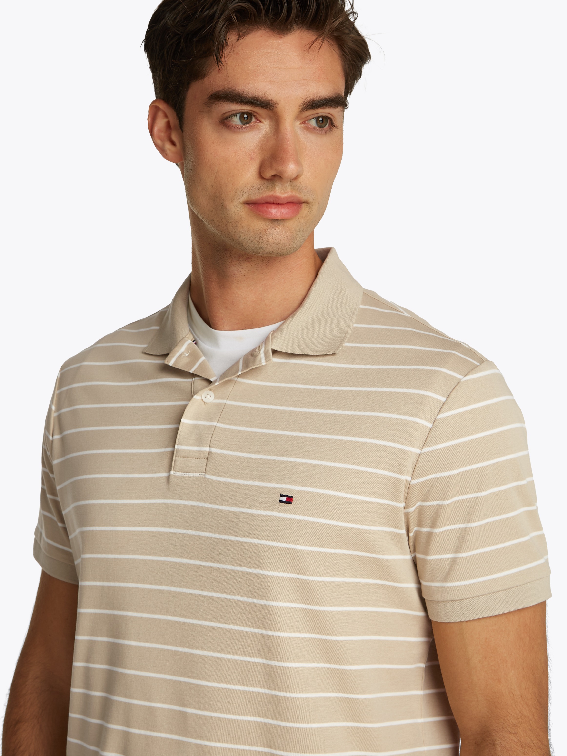 Tommy Hilfiger Poloshirt »LIQUID COTTON REG SEASONAL POLO«, mit Logostickerei
