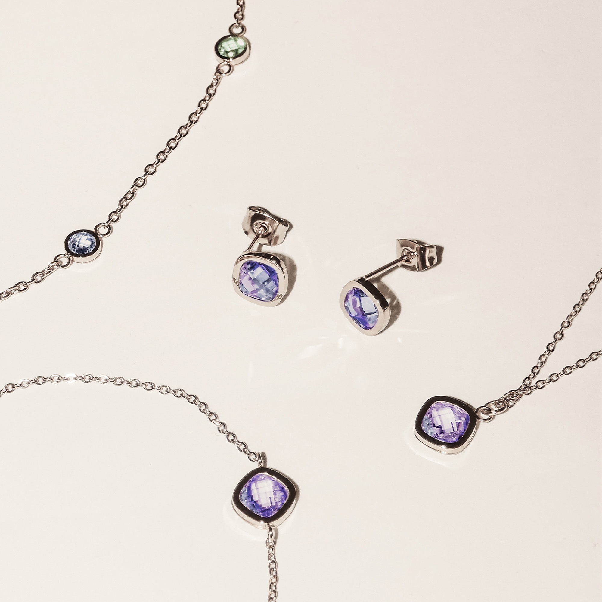 Tamaris Kette mit Anhänger »Shiny Stones« mit Zirkonia (synth.)