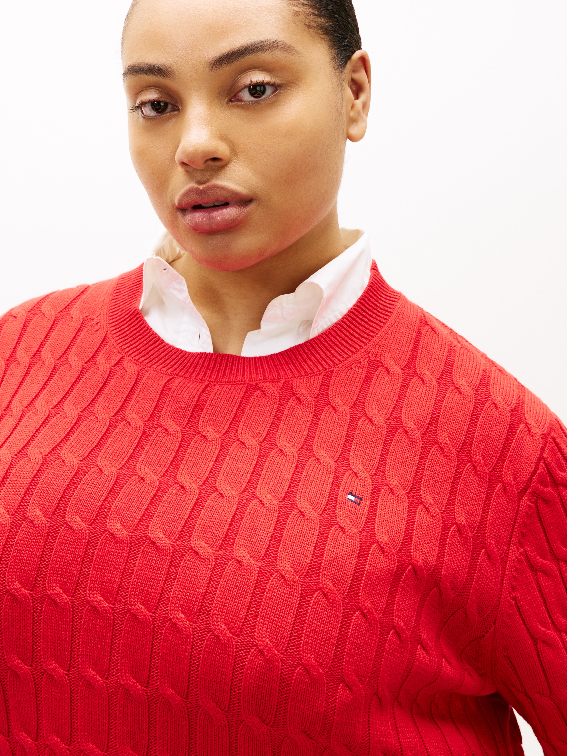 Tommy Hilfiger Curve Rundhalspullover »CRV CO CABLE MID GG C-NK LS SWT« in großen Größen, mit Zopfmuster