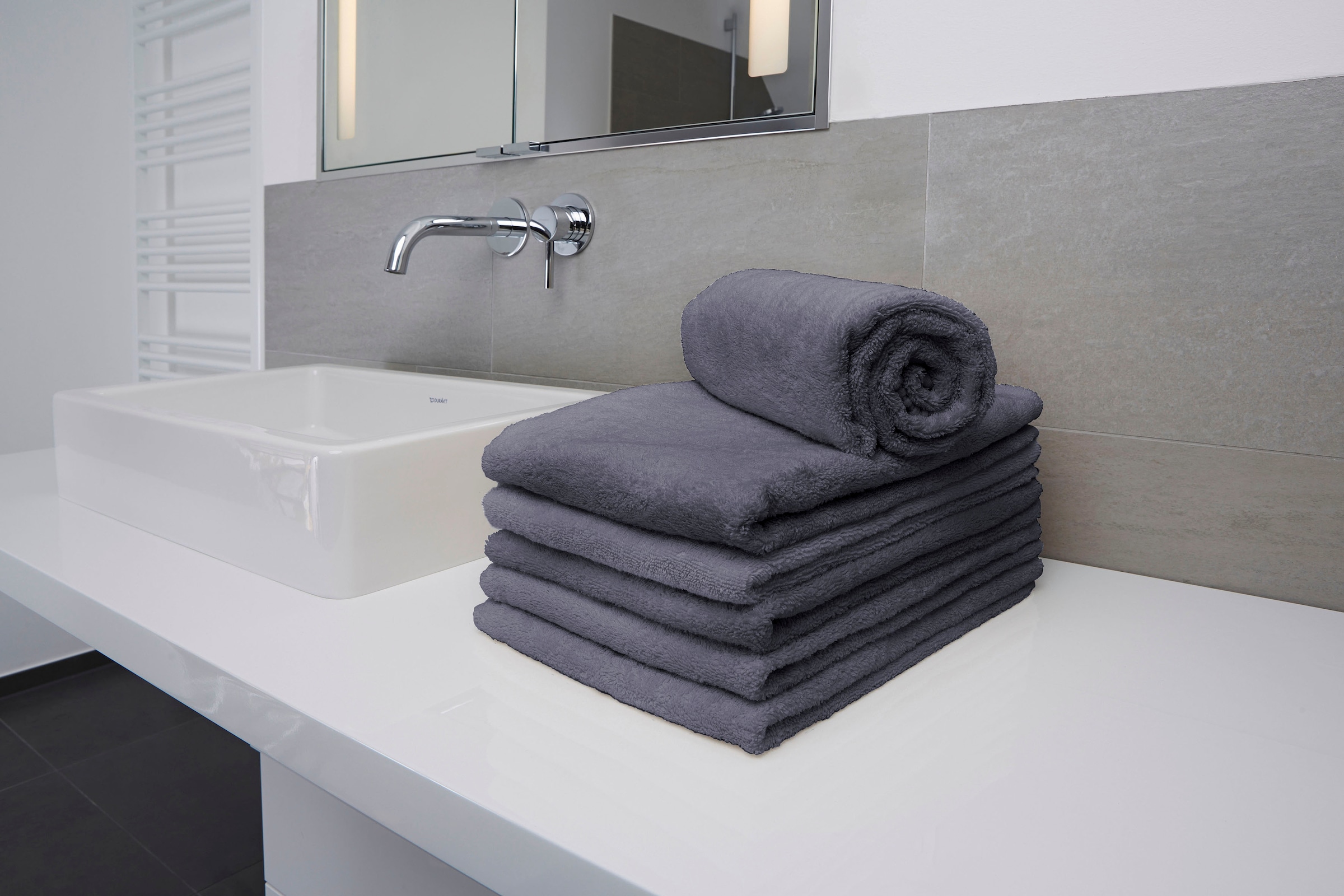 Primera Handtuch »Premium« mit einer eleganten Chenille-Bordüre