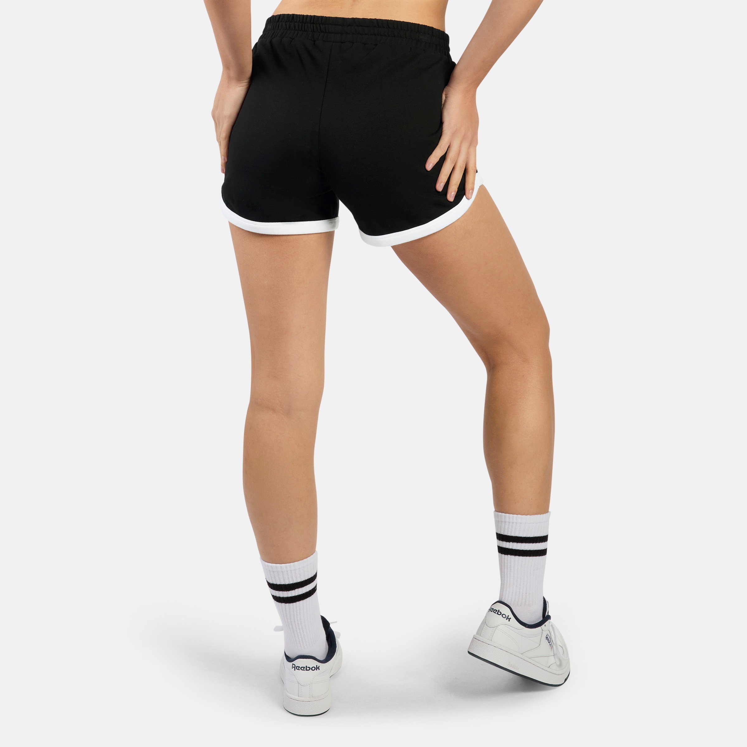 Reebok Sweatshorts »ID COLORBLOCK SHORTS«  sportlicher Stil, für Sportmode und aktive Freizeit, leichtes Design