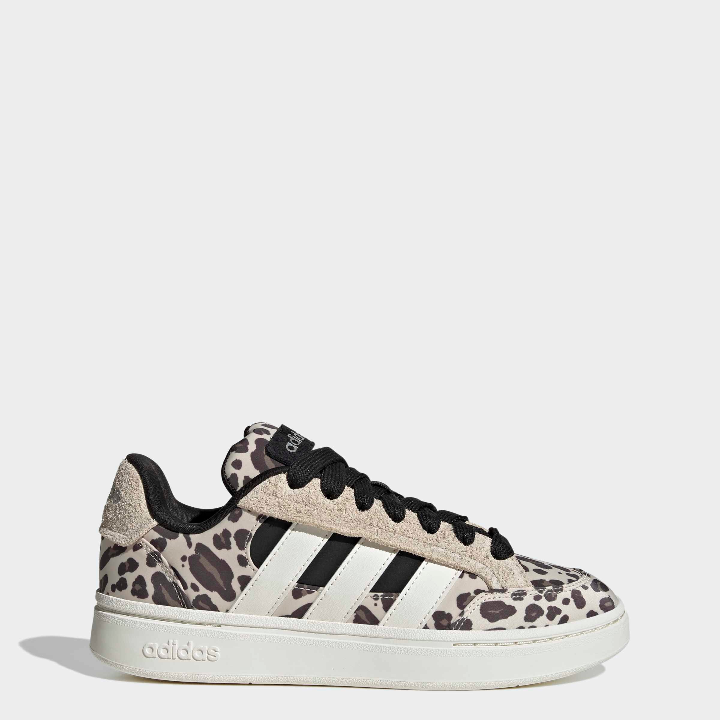 adidas Sportswear Sneaker »GRAND COURT ALPHA«  mit Leo Muster