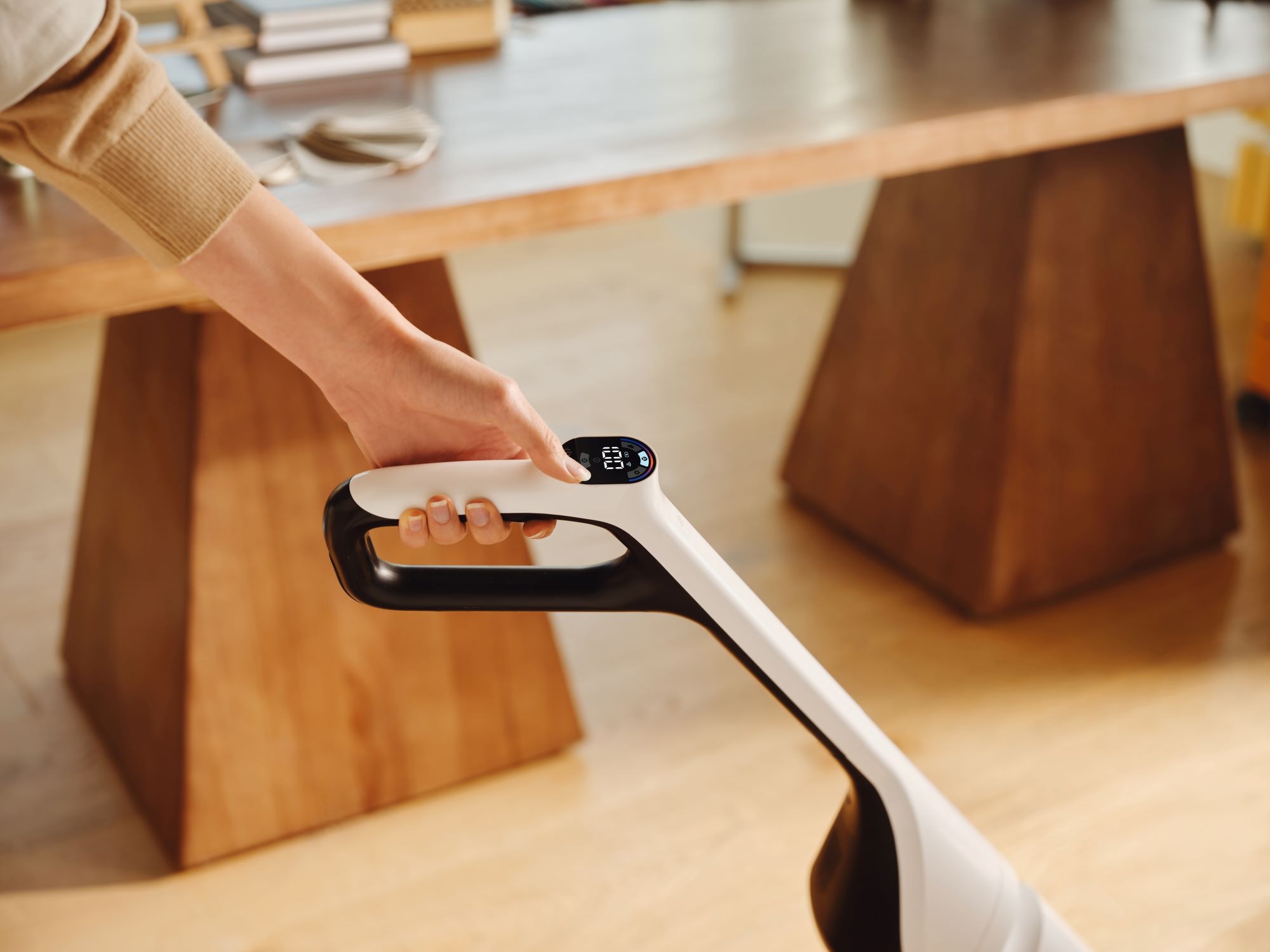 Roborock Nass-Trocken-Akkusauger »Flexi Pro, FlatReach™-Technologie, 17000Pa Saugleistung«, Roborock RevoBrush™ 2.0, Selbstreinigung mit Warmwasser und Warmluft