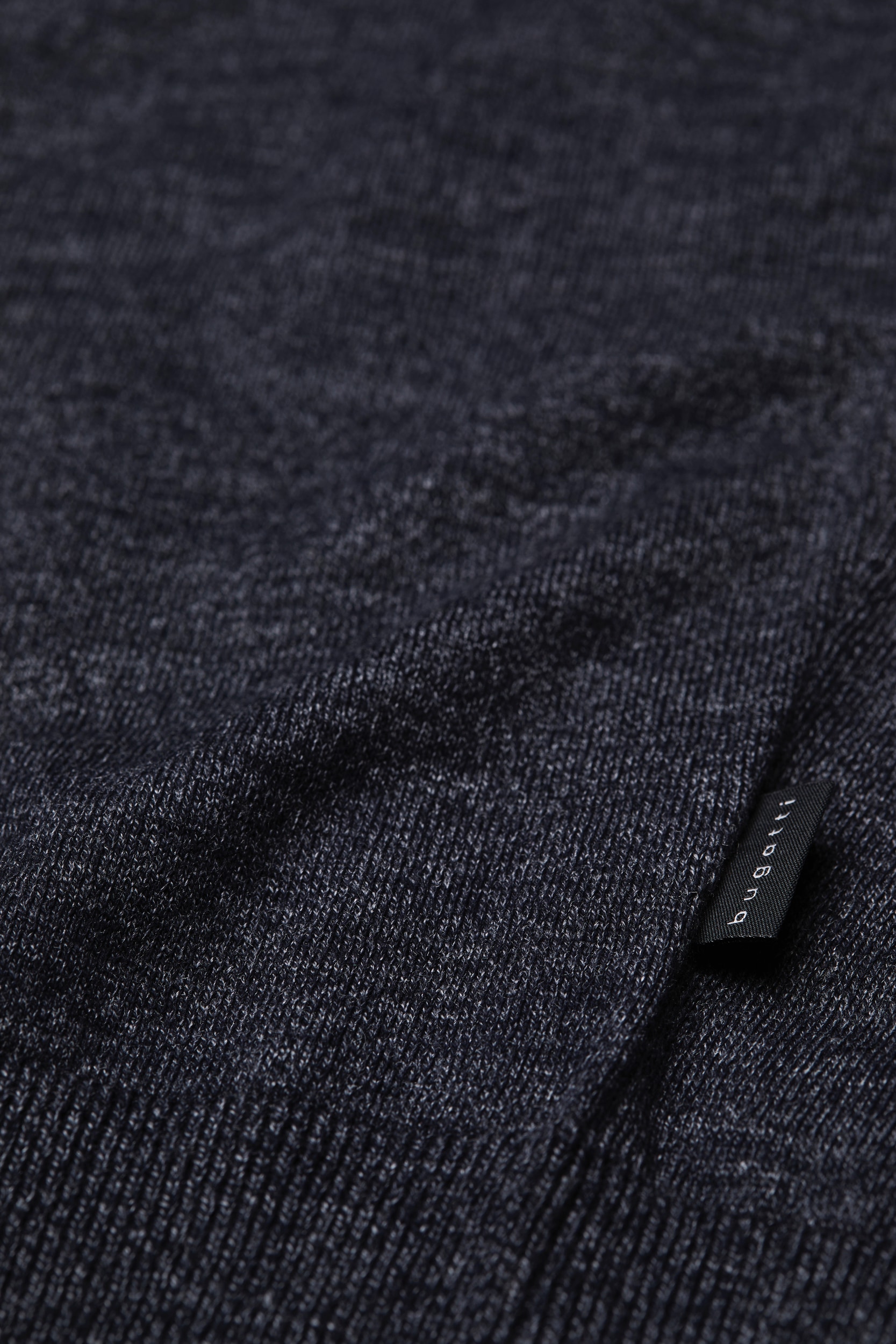 bugatti Poloshirt, in klassischer Form