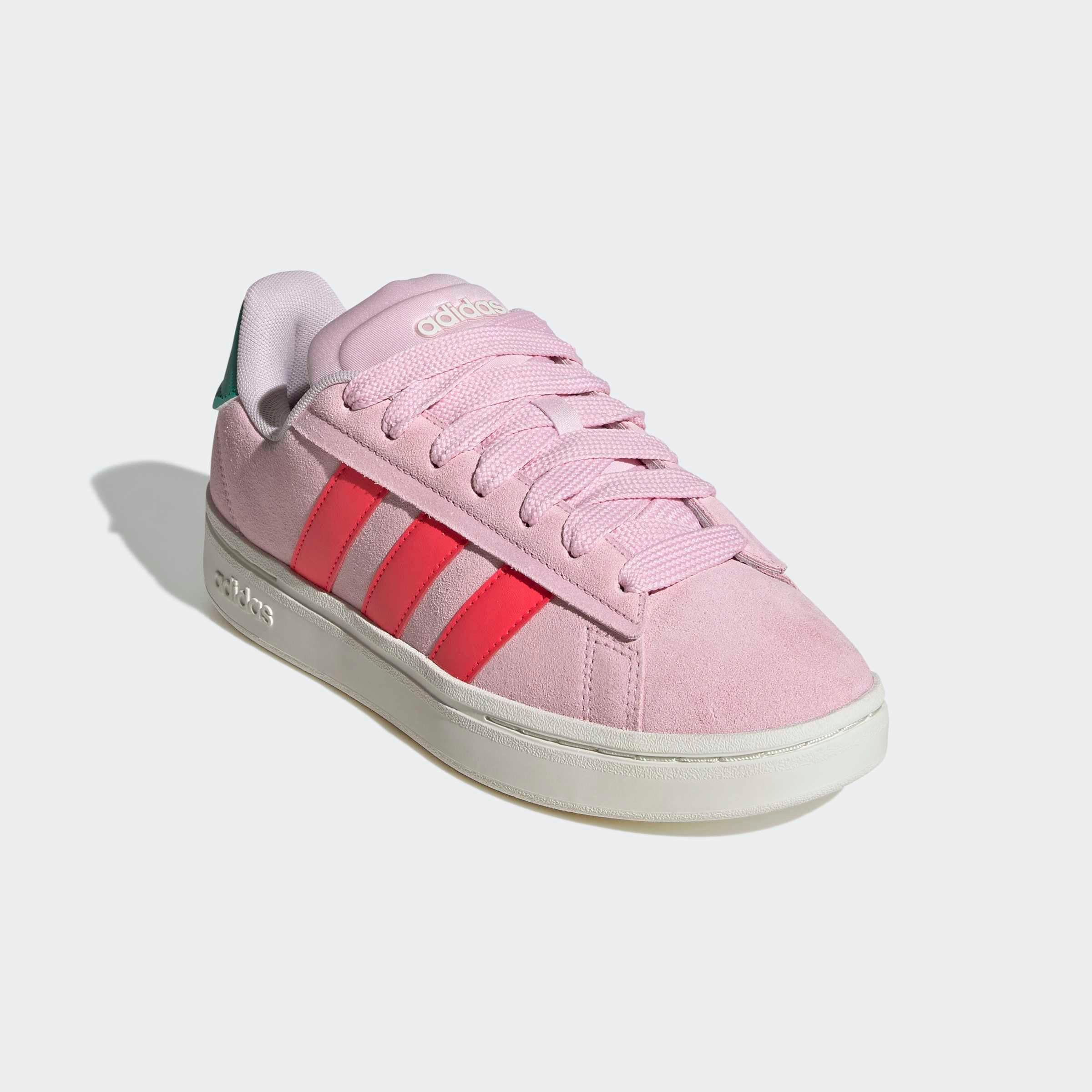 adidas Sportswear Sneaker »GRAND COURT ALPHA«  inspiriert vom Design des adidas campus 00