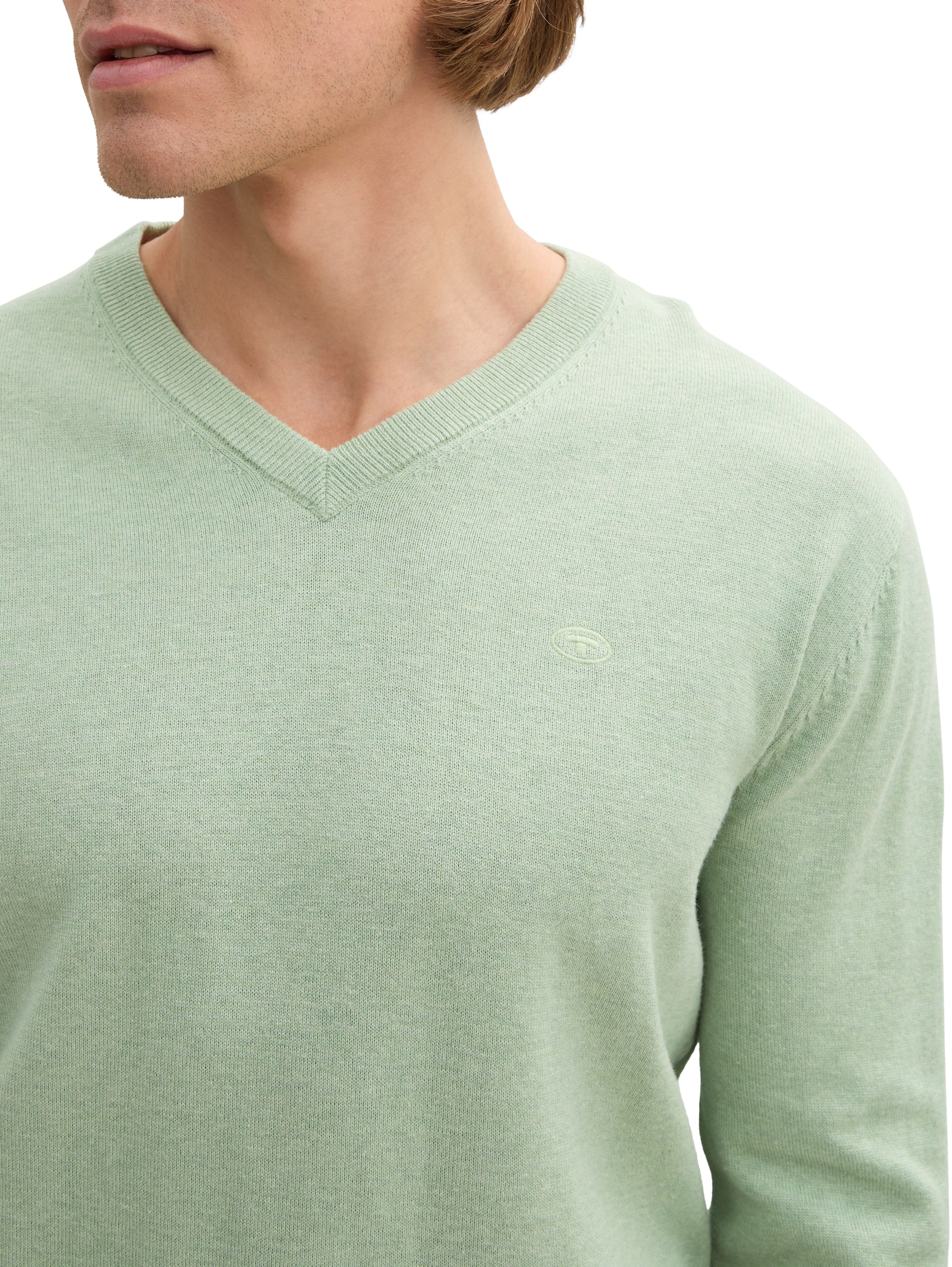 TOM TAILOR V-Ausschnitt-Pullover, mit kleiner Logo-Stickerei