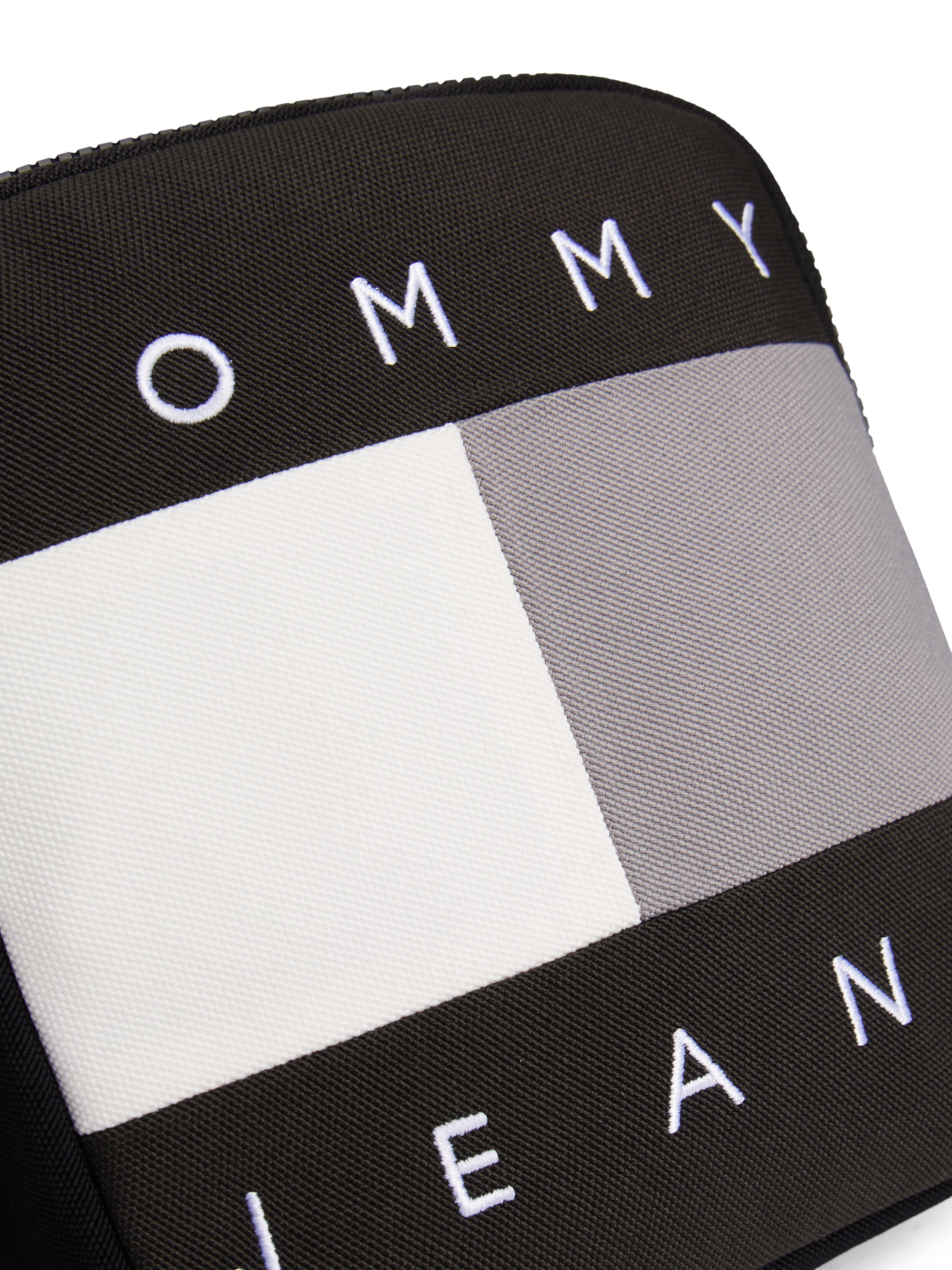 Tommy Jeans Umhängetasche »TJM ARCHIVE REPORTER« , Men Schultertasche mit plakativem Logoschriftzug