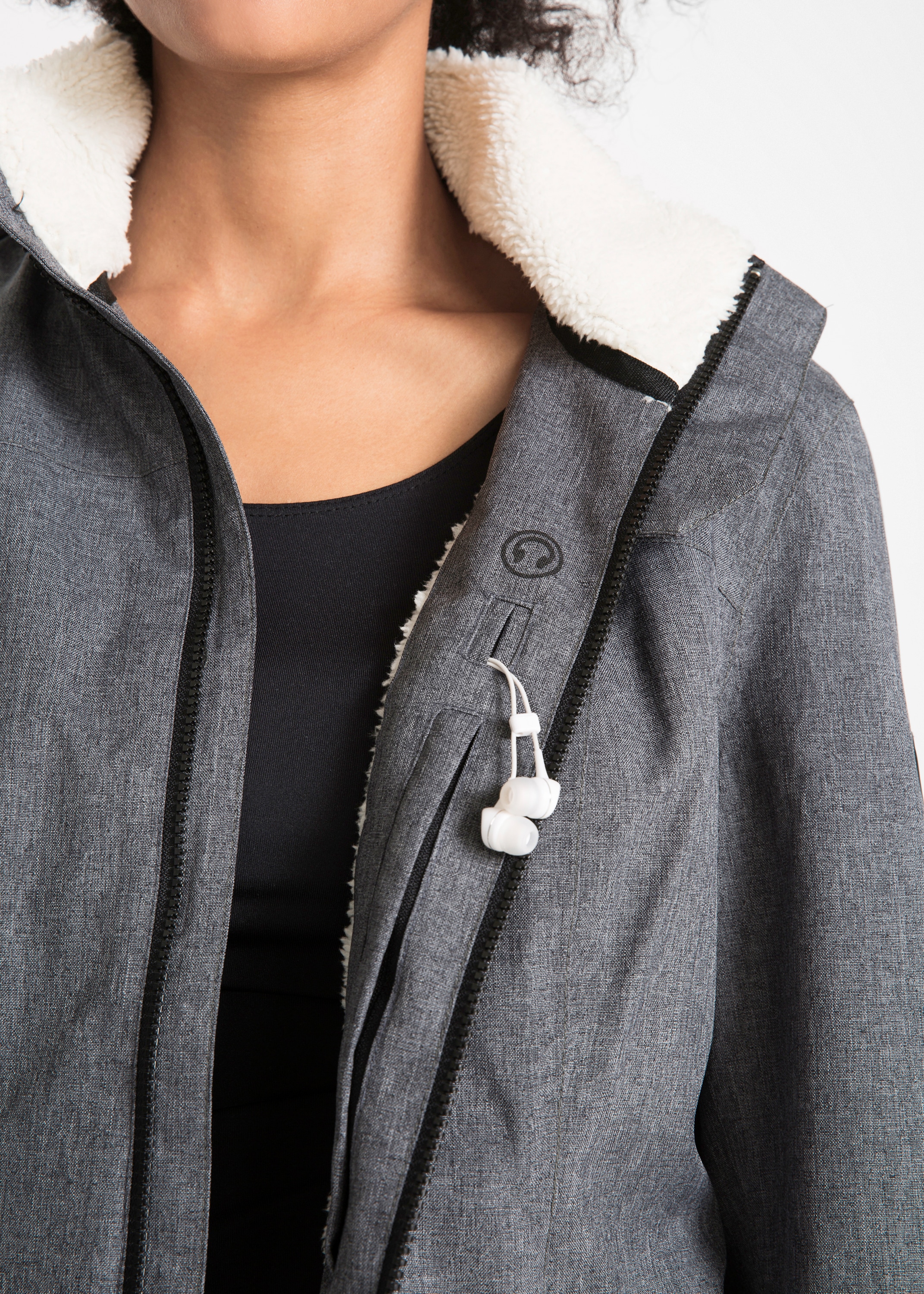bonprix Funktionsjacke mit Kapuze mit Teddyfleece-Futter, wind- und wasserdicht, mit hohem Stehkragen