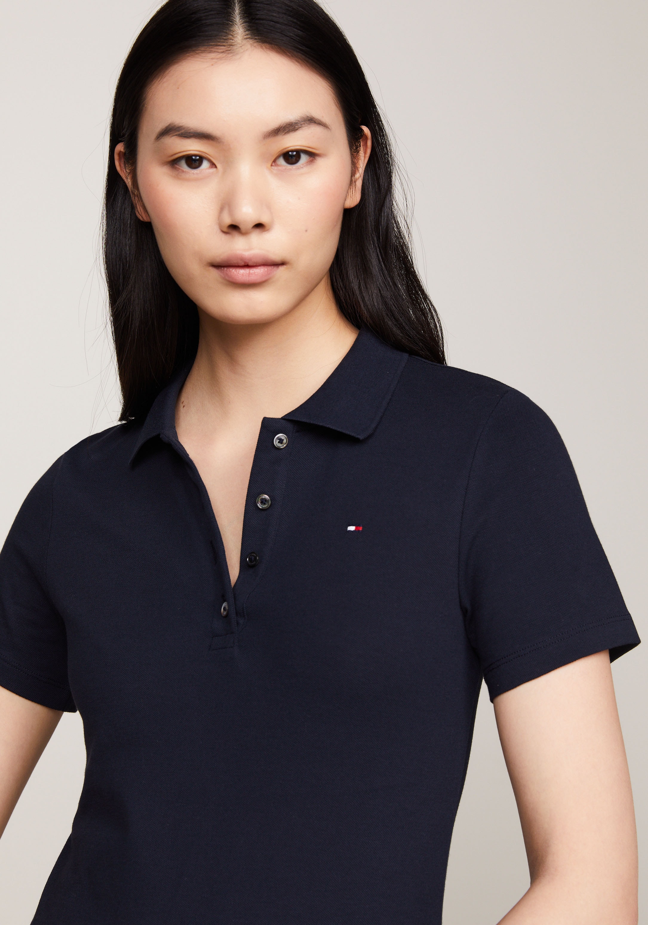 Tommy Hilfiger Polokleid »1985 SLIM PIQUE POLO DRESS SS«, Mit Knopfleiste und Logo Stickerei