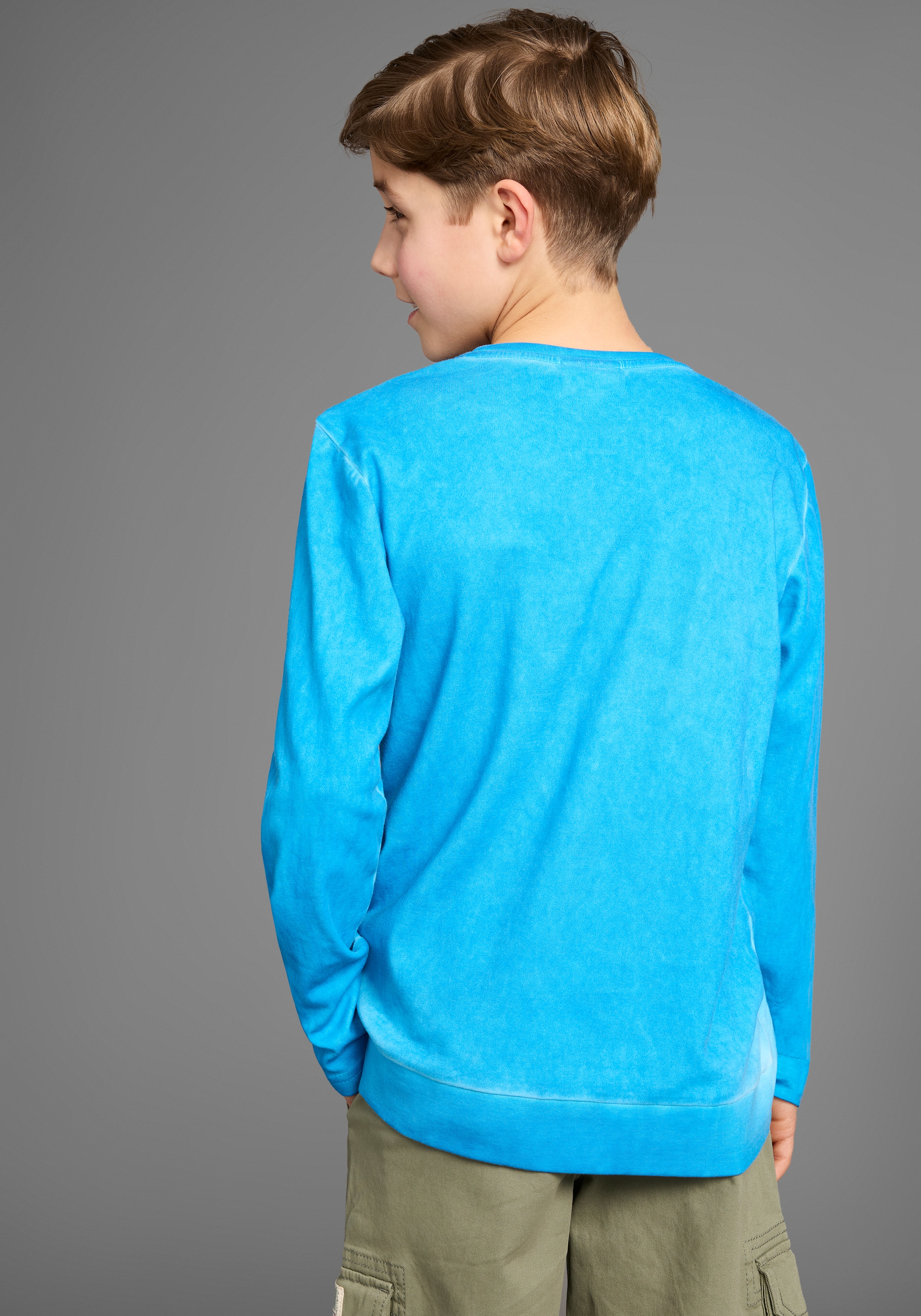 DELMAO Langarmshirt »Modisch gewaschenes Shirt« Trendwaschung