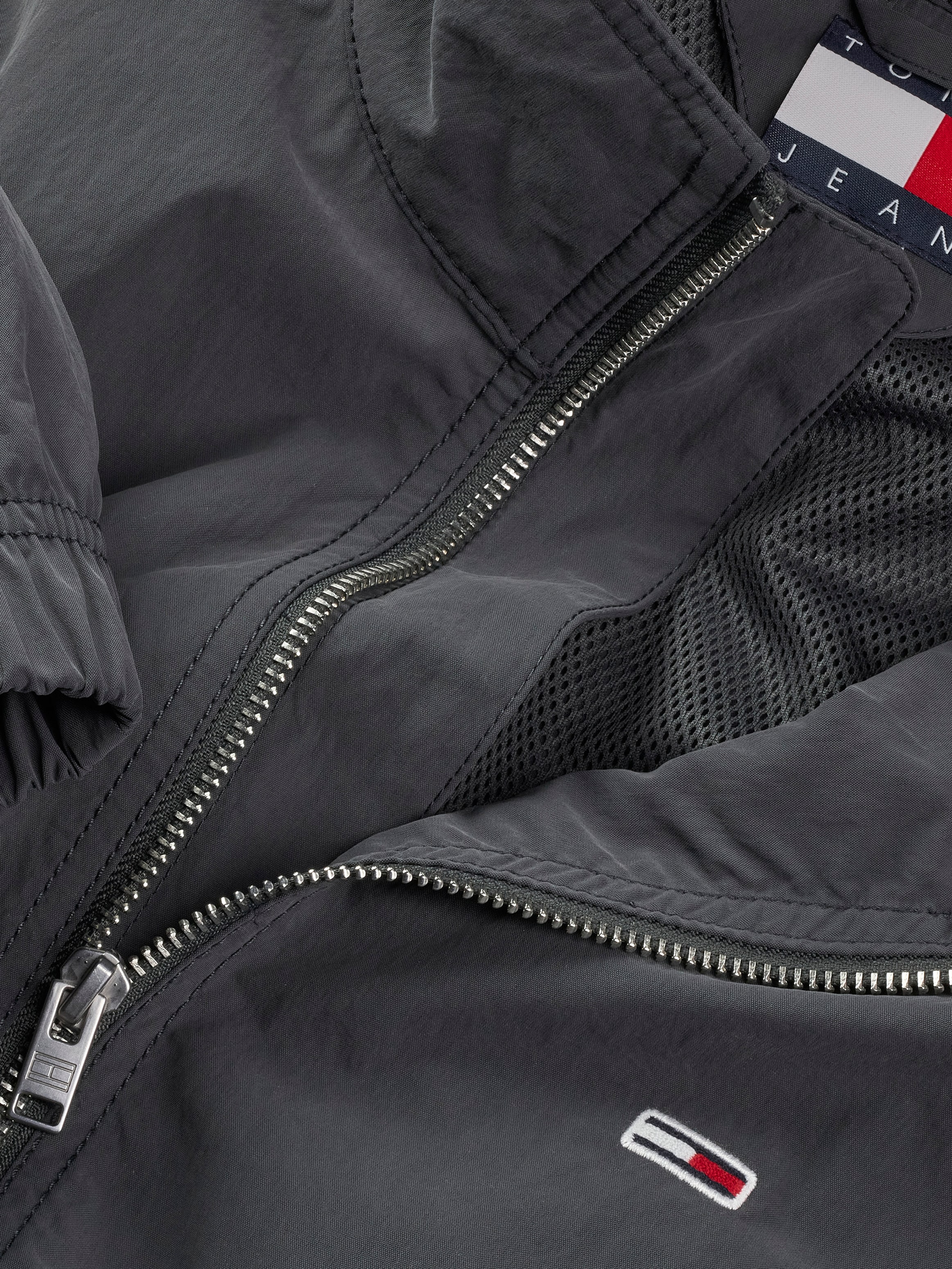 Tommy Jeans Bomberjacke »TJM ESSENTIAL JACKET EXT«, mit Logostickerei