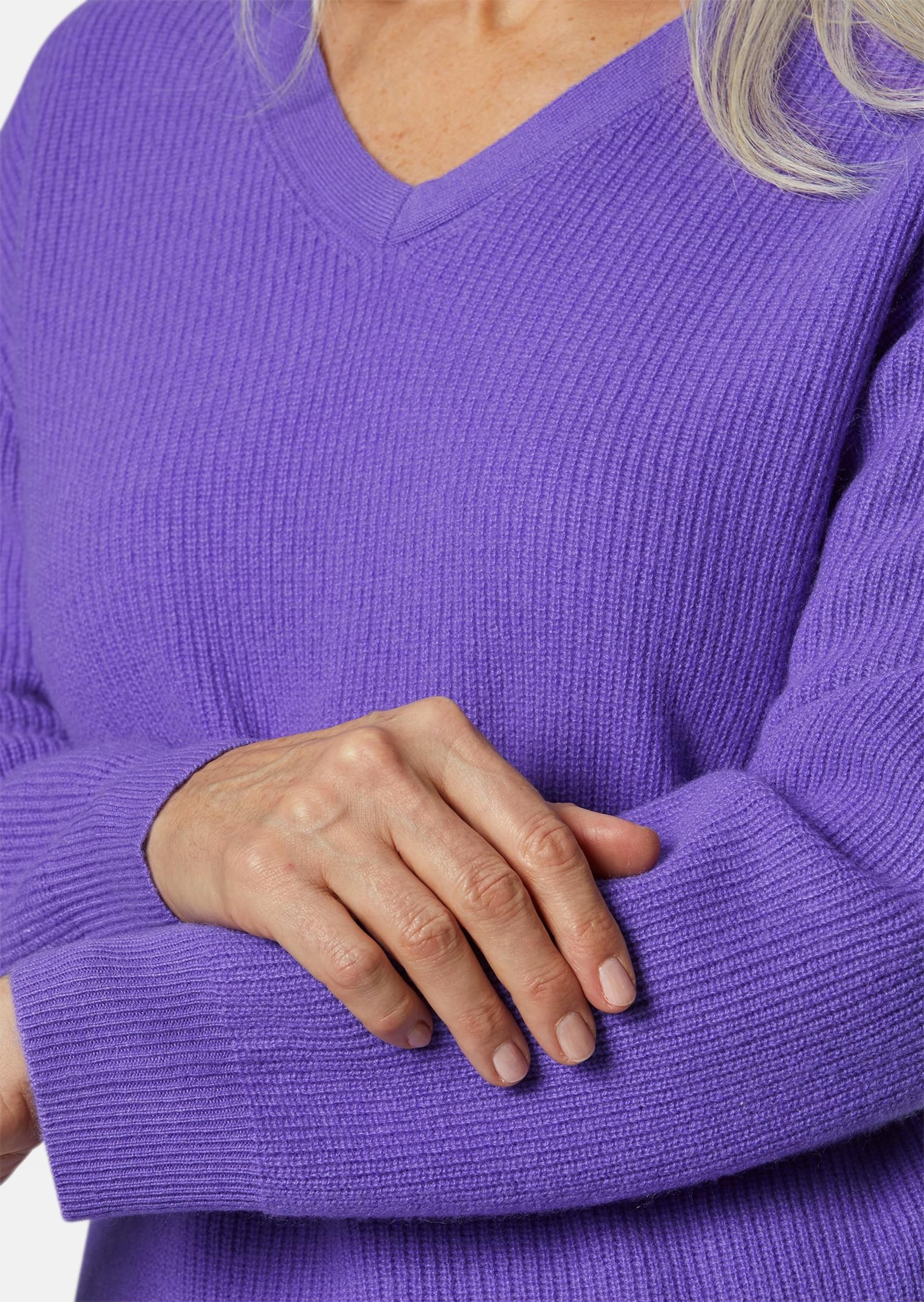 GOLDNER Strickpullover »Kurzgröße Kaschmirpullover mit V-Ausschnitt« Ohne