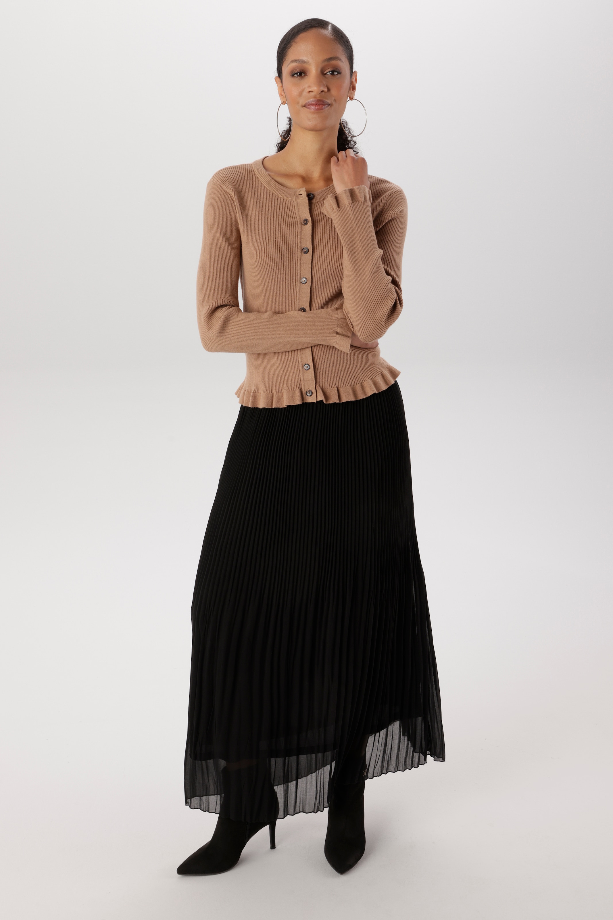 Aniston SELECTED Strickjacke Rüschen-Applikationen an den Ärmeln und am Saum - NEUE KOLLEKTION