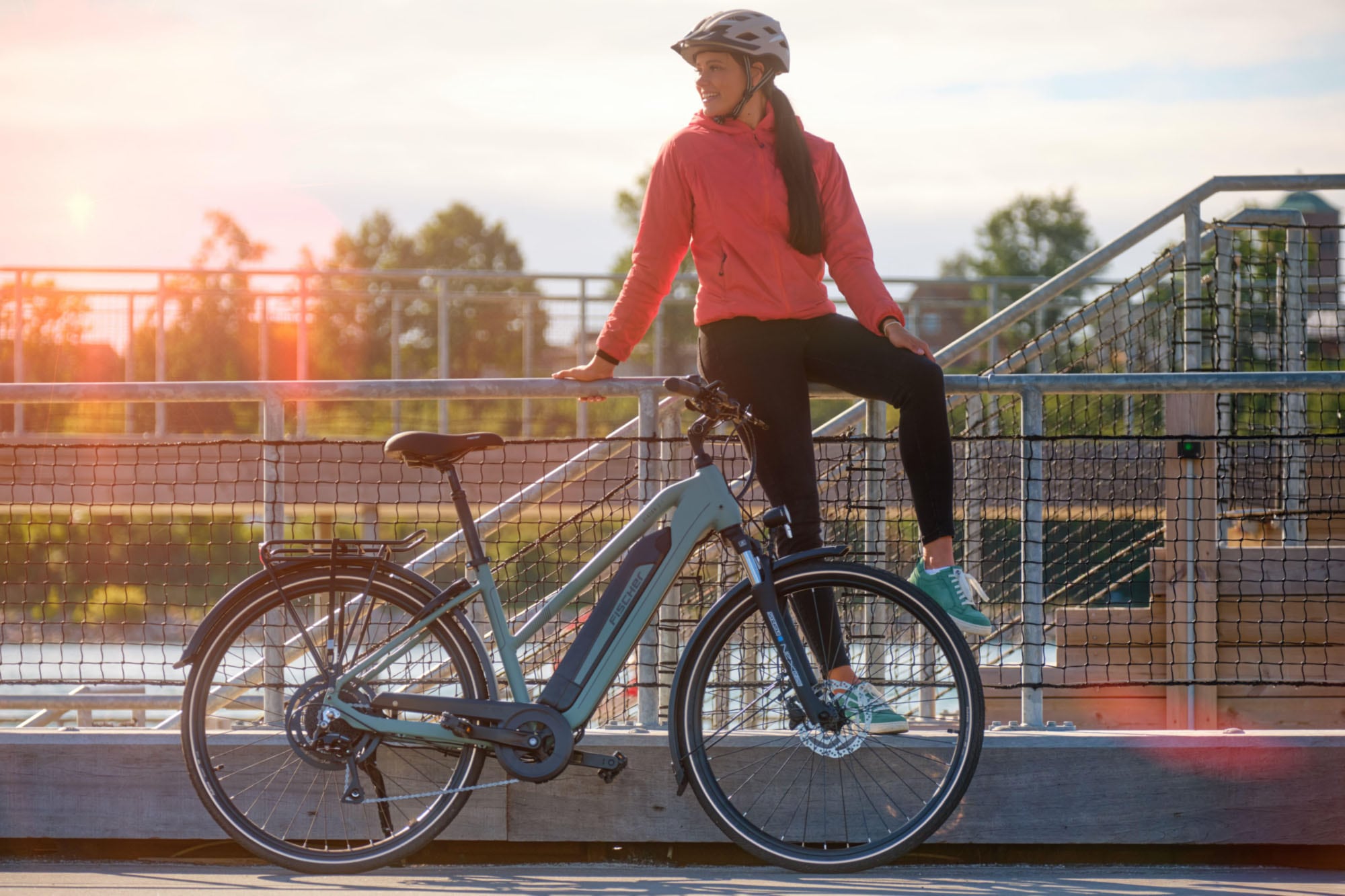 FISCHER Fahrrad »VIATOR 2.1 459 55 ACTIVE« 8 Gang Shimano ACERA Schaltwerk Heckmotor mit Akku-Ladegerät | mit Werkzeug,  Pedelec, Elektrofahrrad für Damen und Herren