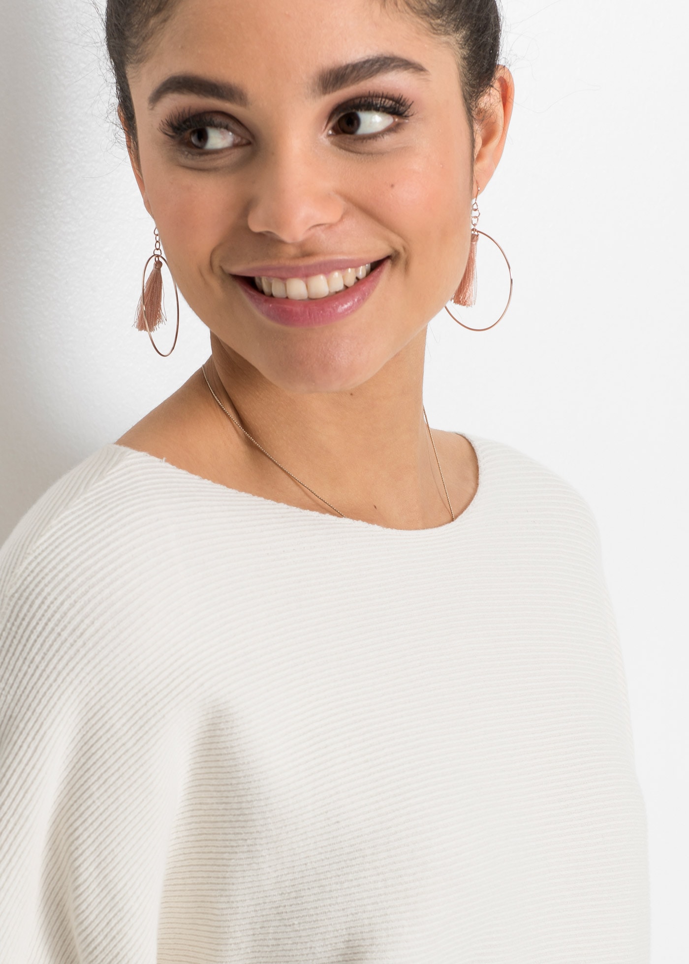 bonprix Strickpullover »Oversize-Ripp-Pullover« aus Baumwolle und Polyamid, weiter Ausschnitt, Oversize-Passform