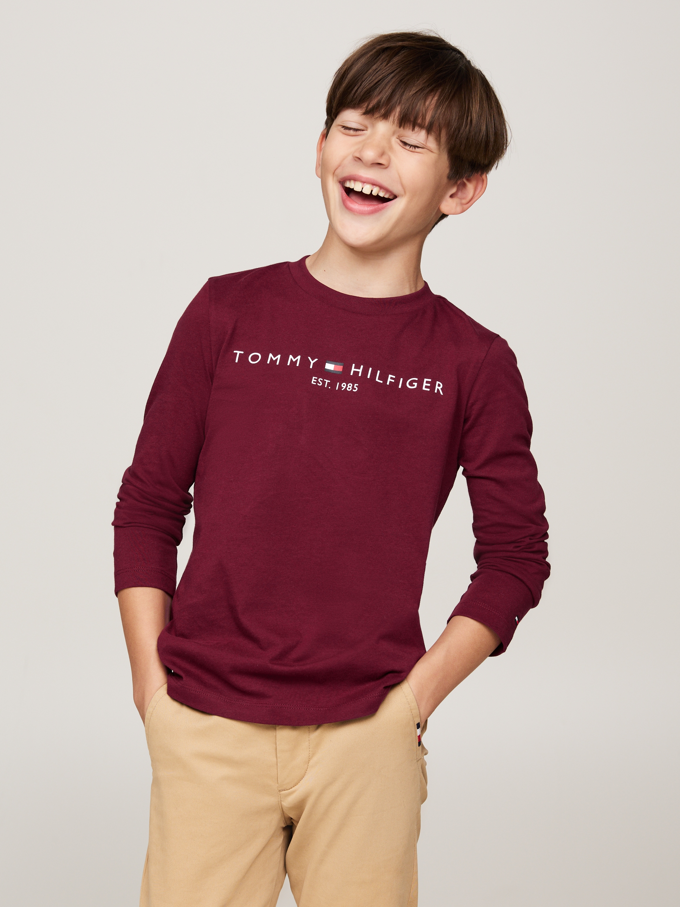 Tommy Hilfiger Langarmshirt »ESSENTIAL TEE L/S«, mit Logoschriftzug