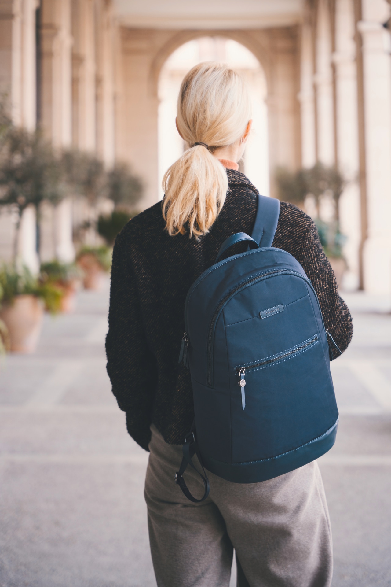 Targus Laptoptasche »Avila 15-16 Backpack«, hochwertige Metallbeschläge