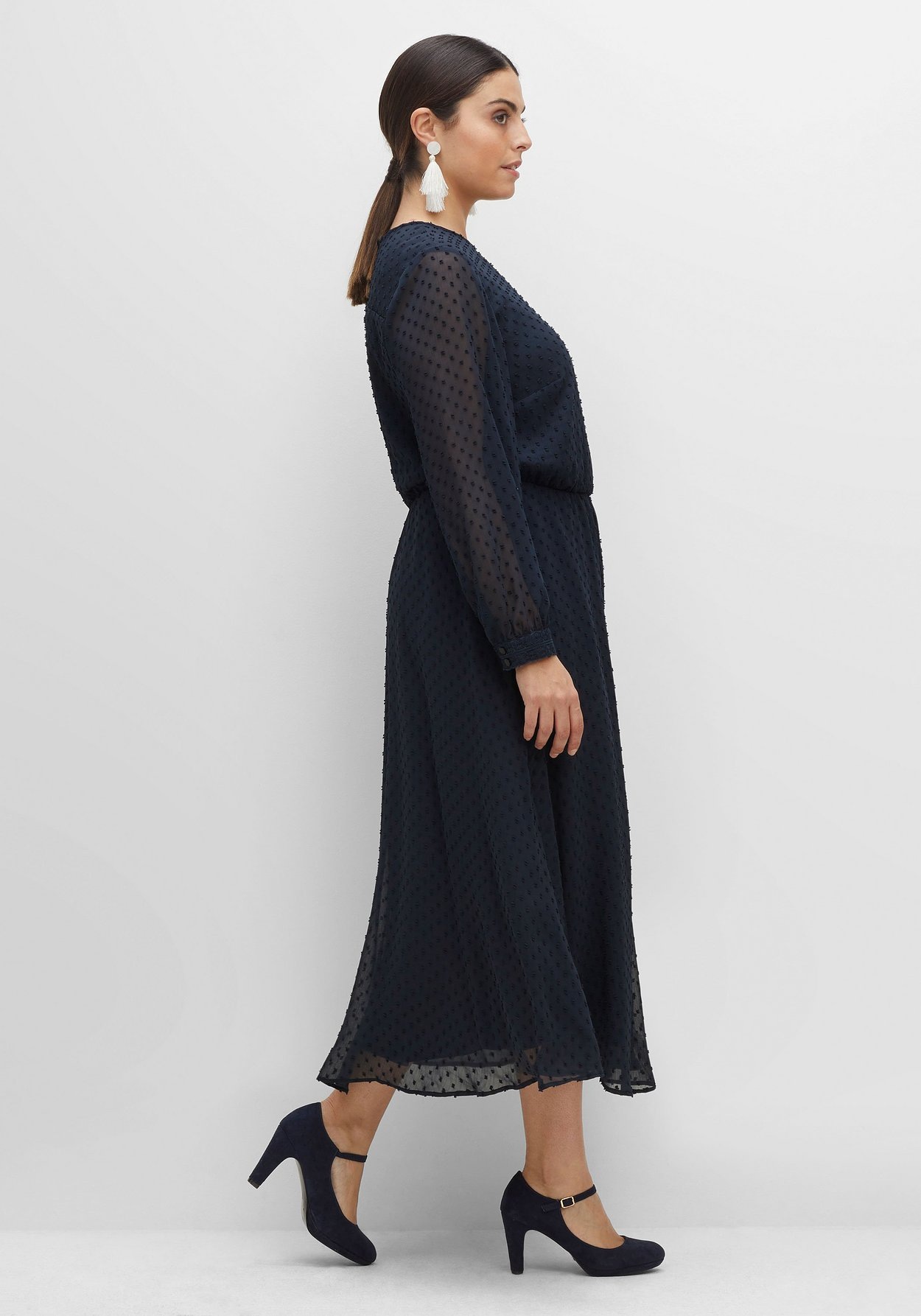 Sheego Abendkleid »Chiffonkleid aus Chiffon, mit blickdichtem Unterkleid«