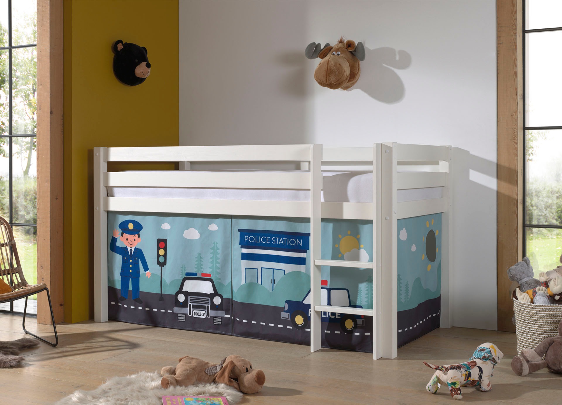Vipack Spielbett »Vipack Pino«, (Made in Europe), mit Textil-Set, inkl. Rolllattenrost, in Natur, Weiß oder Grau