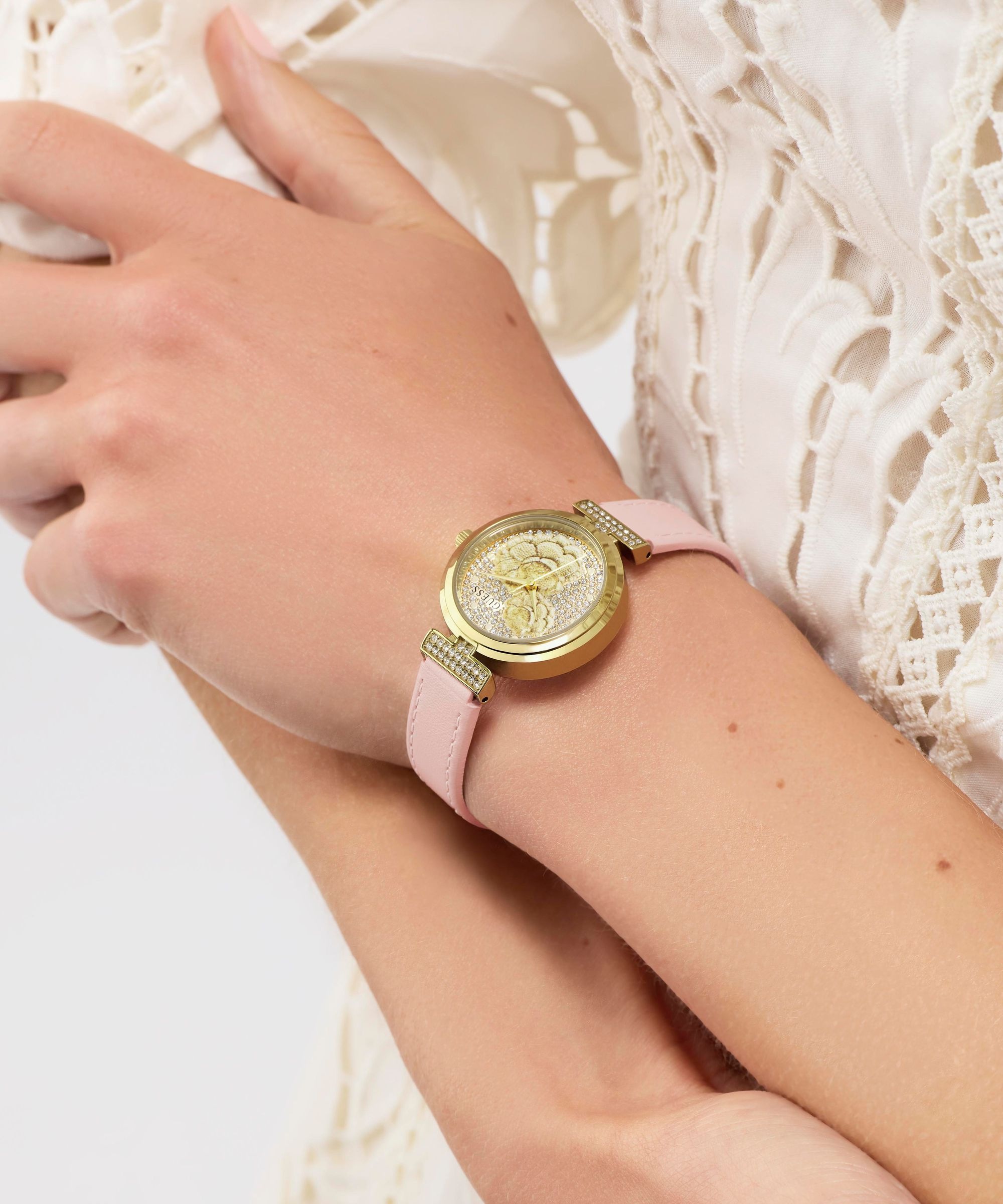 Guess Quarzuhr »ARRAY« Armbanduhr, Damenuhr, Lederarmband, analog