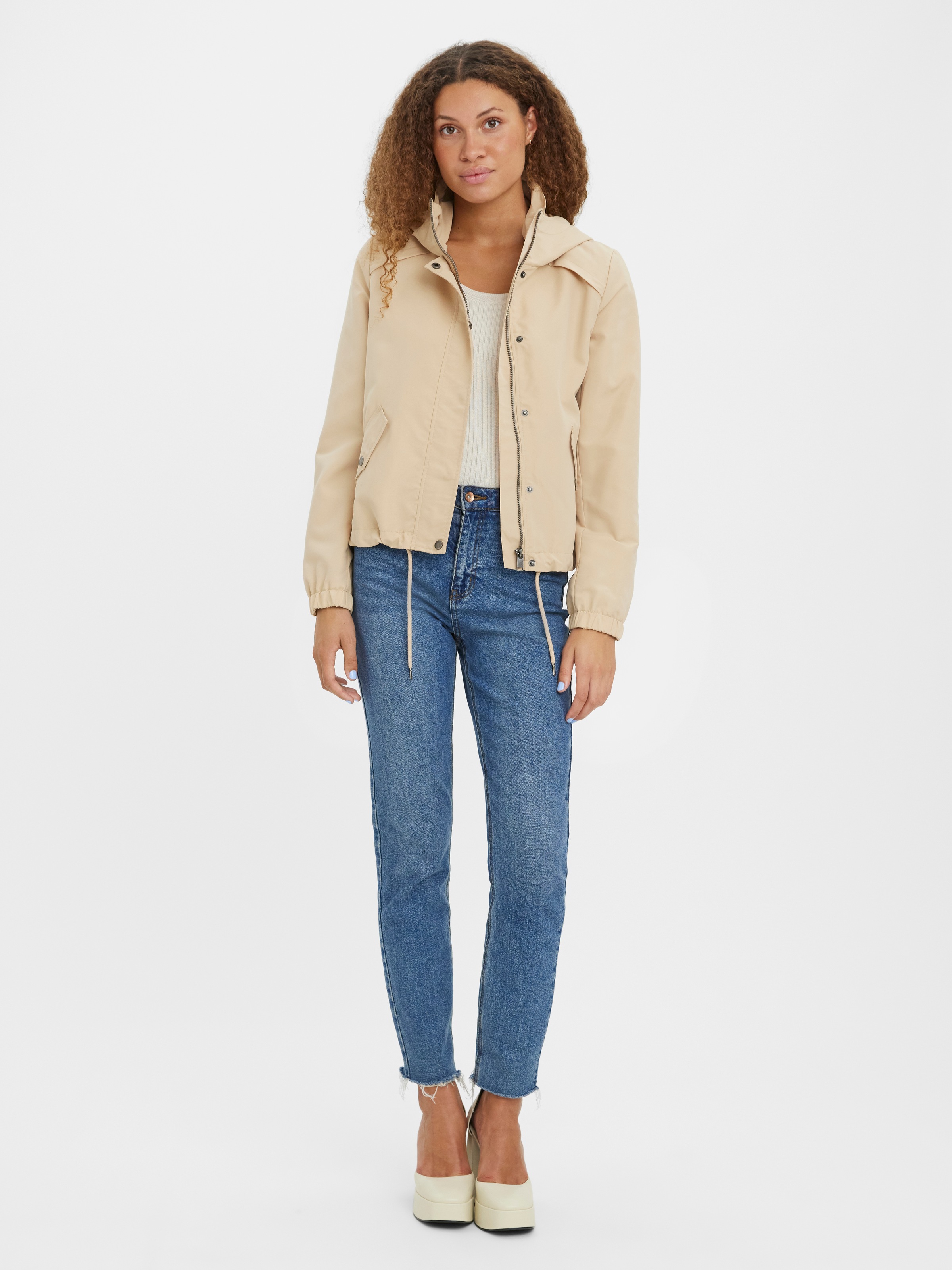 Vero Moda Parka »VMZOA SS23 SHORT PARKA«, mit Kapuze, mit Kapuze