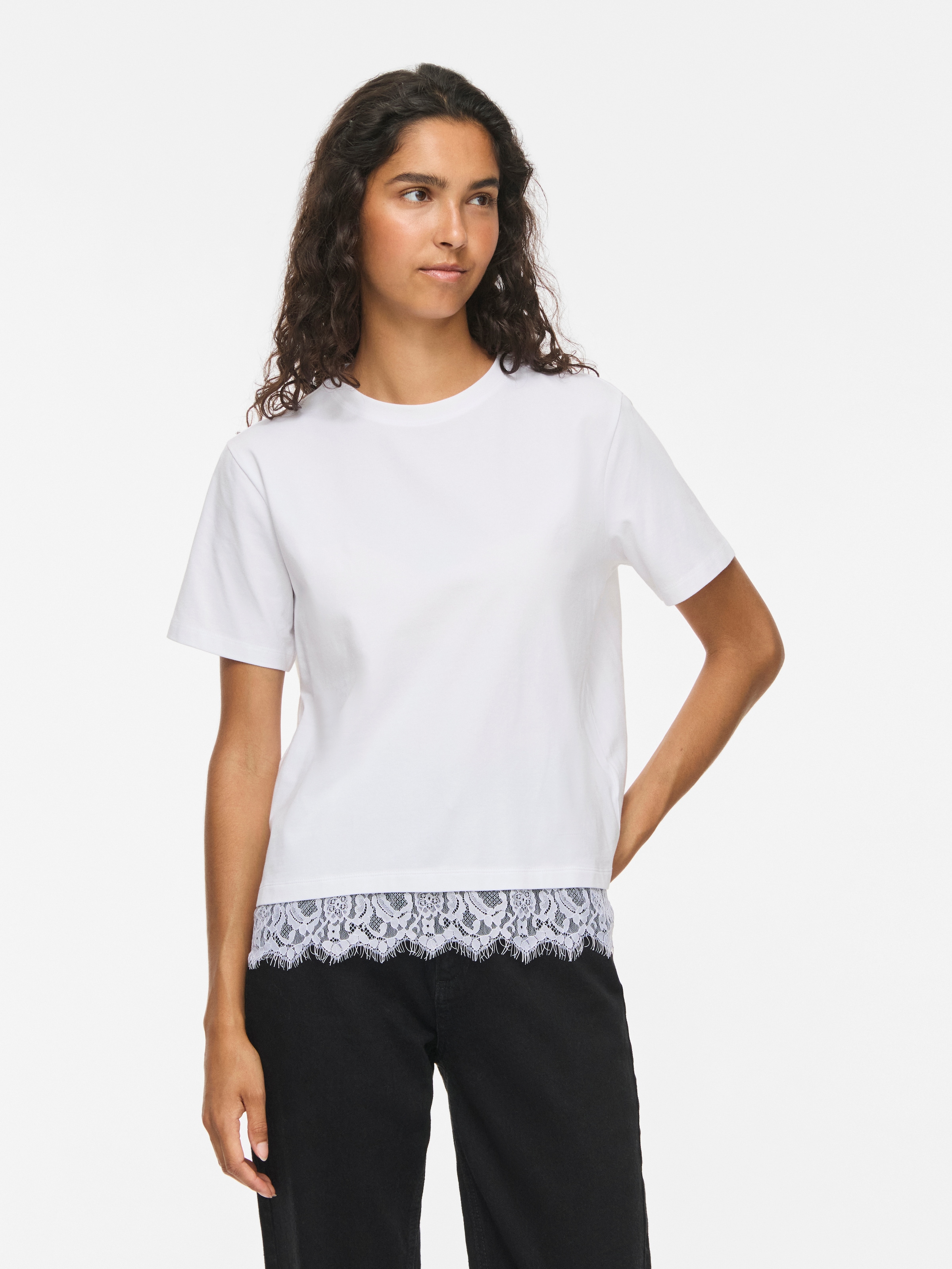 Vila Spitzenshirt »VINORA S/S LACE T-SHIRT - NOOS« Baumwollmischung, regular fit, mit Spitze