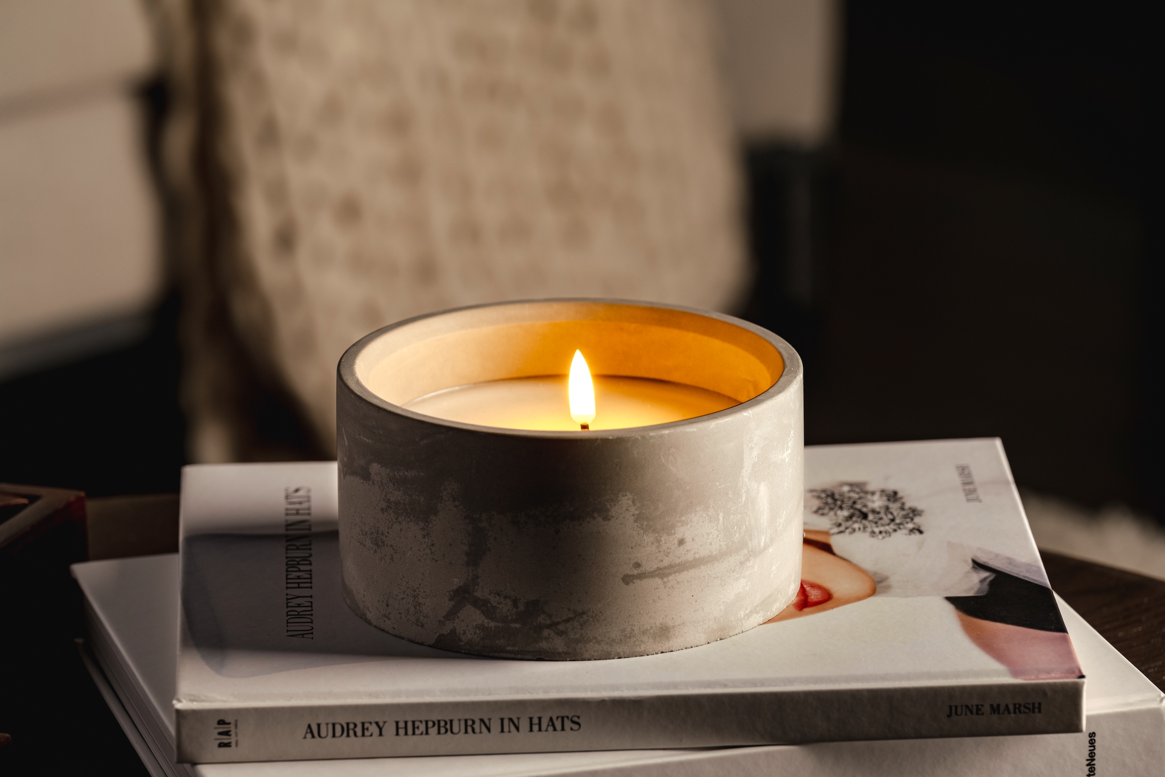 LEONARDO LED-Leuchte »Silenzio« in edlem Betongefäß