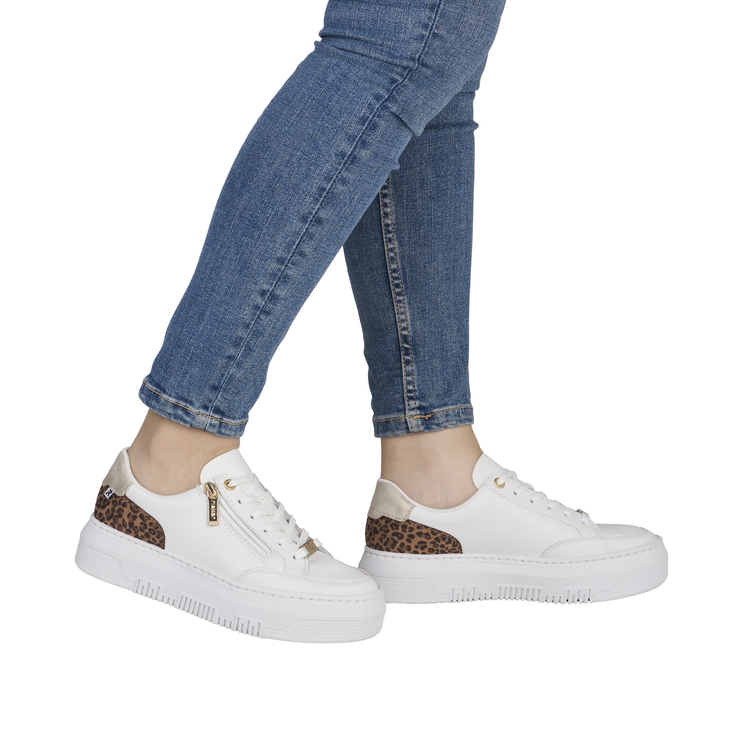 Rieker Plateausneaker  Schnürschuh, Freizeitsneaker, Halbschuh mit Leo-Einsatz an der Ferse