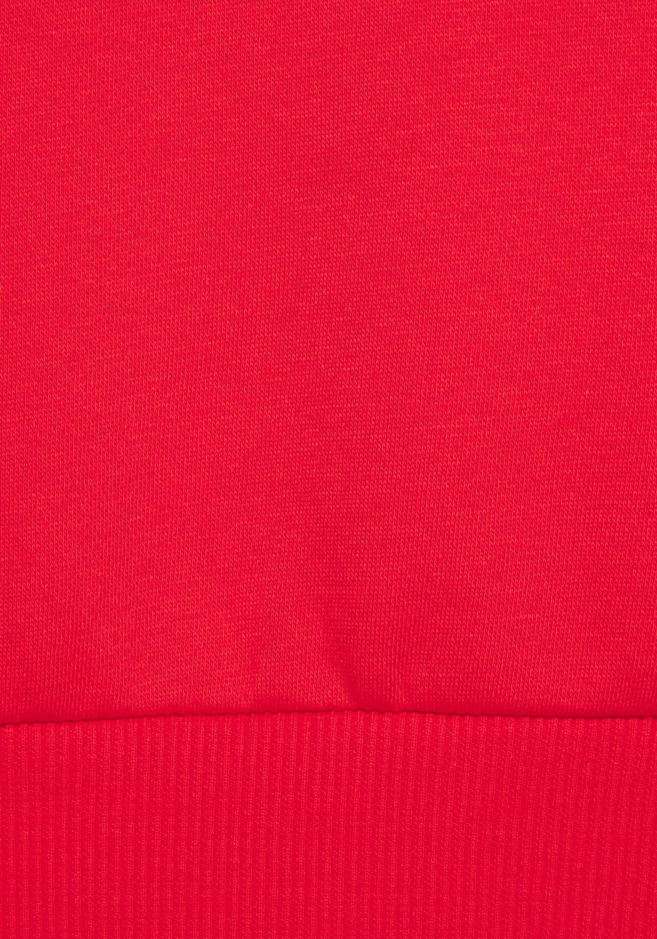 Bench. Loungewear Sweatshirt, mit kleinem Logo Detail