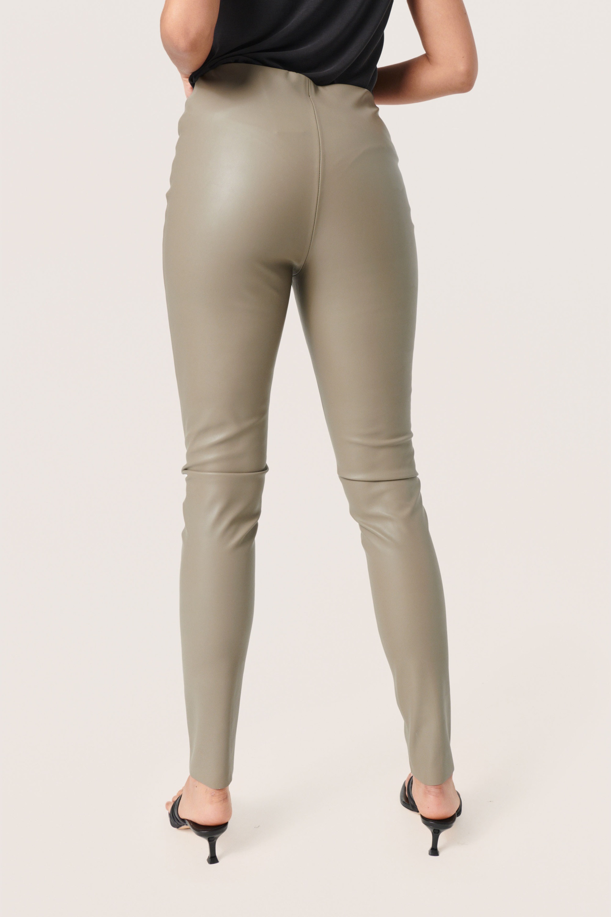 SOAKED IN LUXURY Leggings »Leggings SLKaylee«