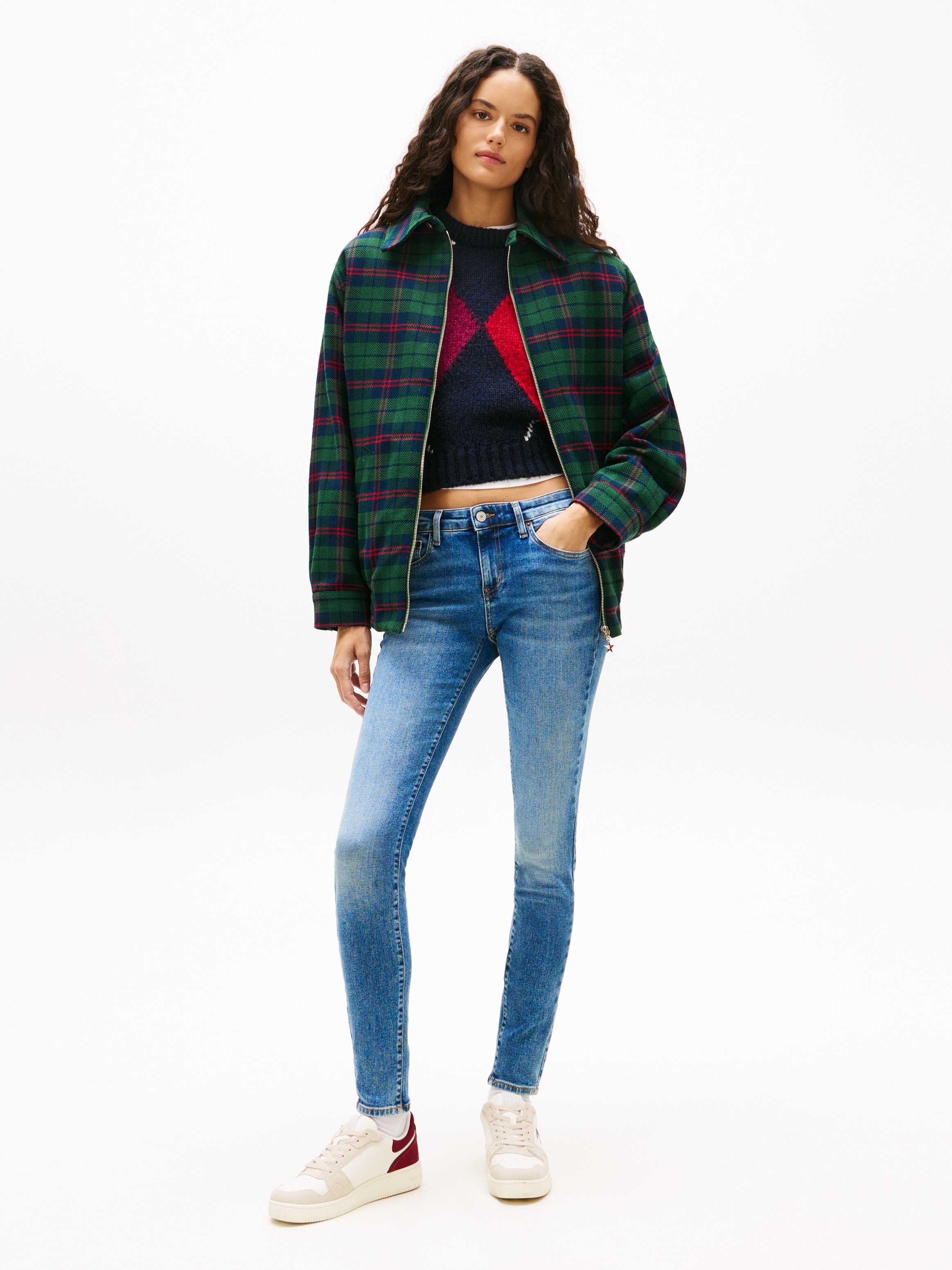 Tommy Jeans Skinny-fit-Jeans »SOPHIE LW SKN«, mit Logo-Badge, in Knöchellänge