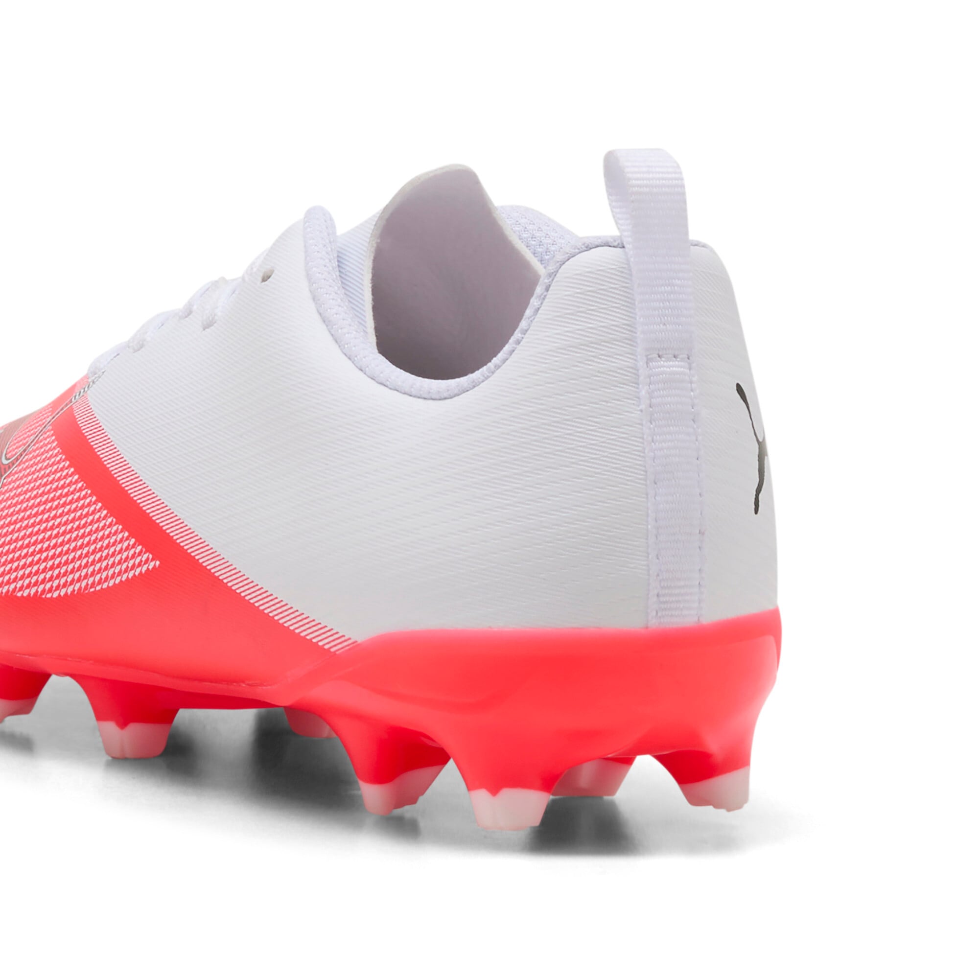 PUMA Fußballschuh »ULTRA 7 PLAY FGAG JR«  für Rasen- und Kunstrasenplätze, für Jugendliche